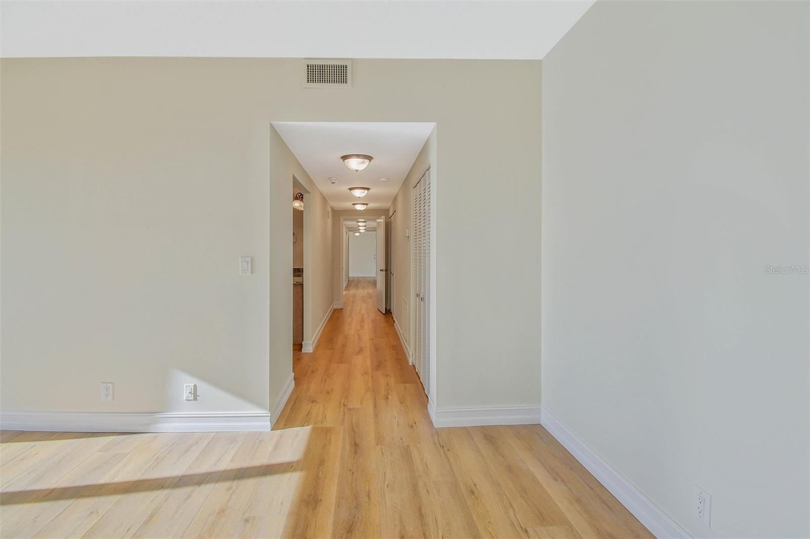 6 BELLEVIEW BLVD #801 — photo 16