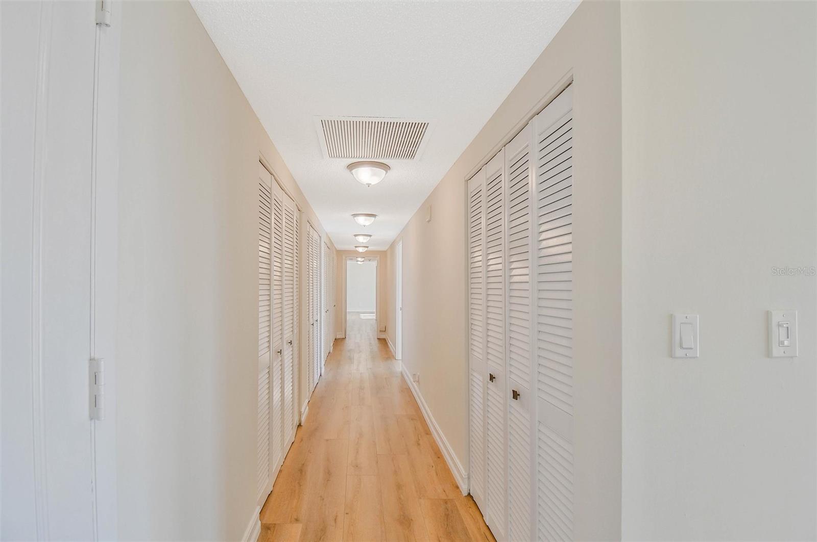 6 BELLEVIEW BLVD #801 — photo 9