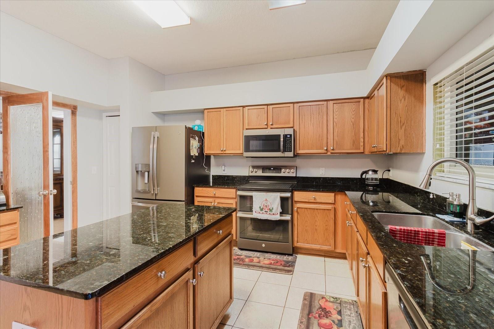 2717 AVON RIVER DR — photo 42