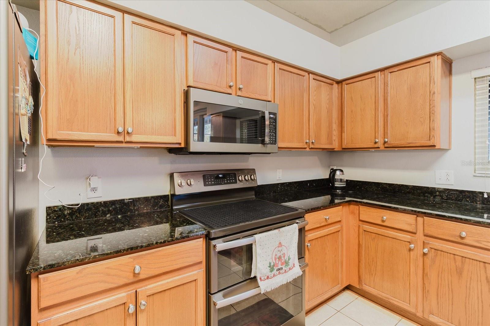 2717 AVON RIVER DR — photo 36