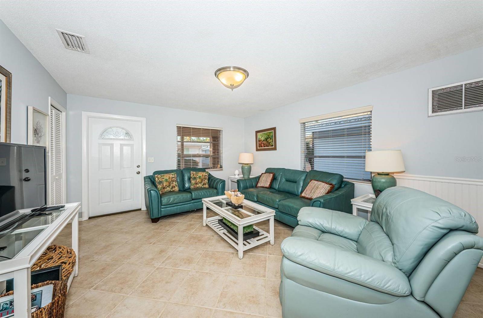 6020 MIDNIGHT PASS RD #40 — photo 3