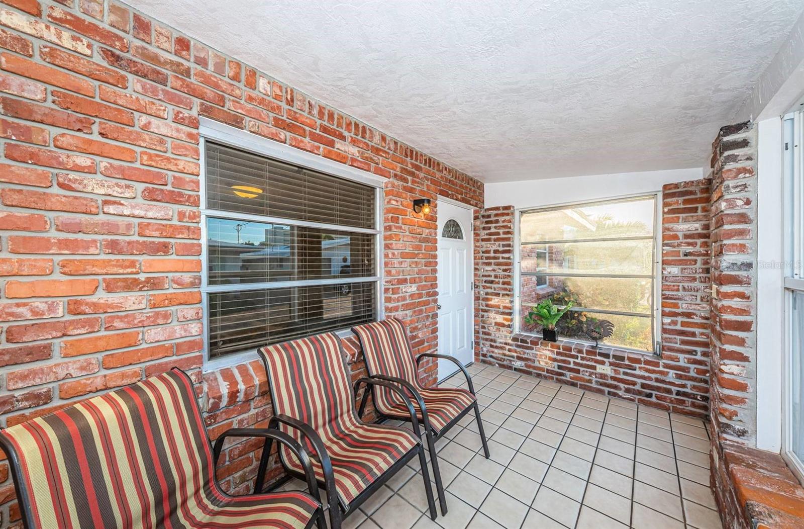 6020 MIDNIGHT PASS RD #40 — photo 4