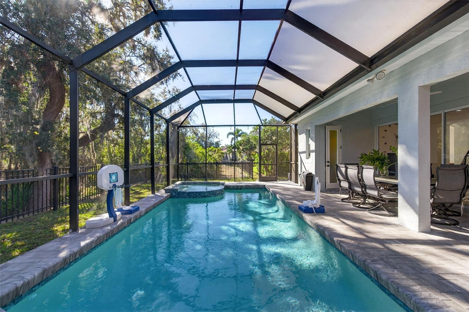8111 SANTA ROSA CT — photo 3