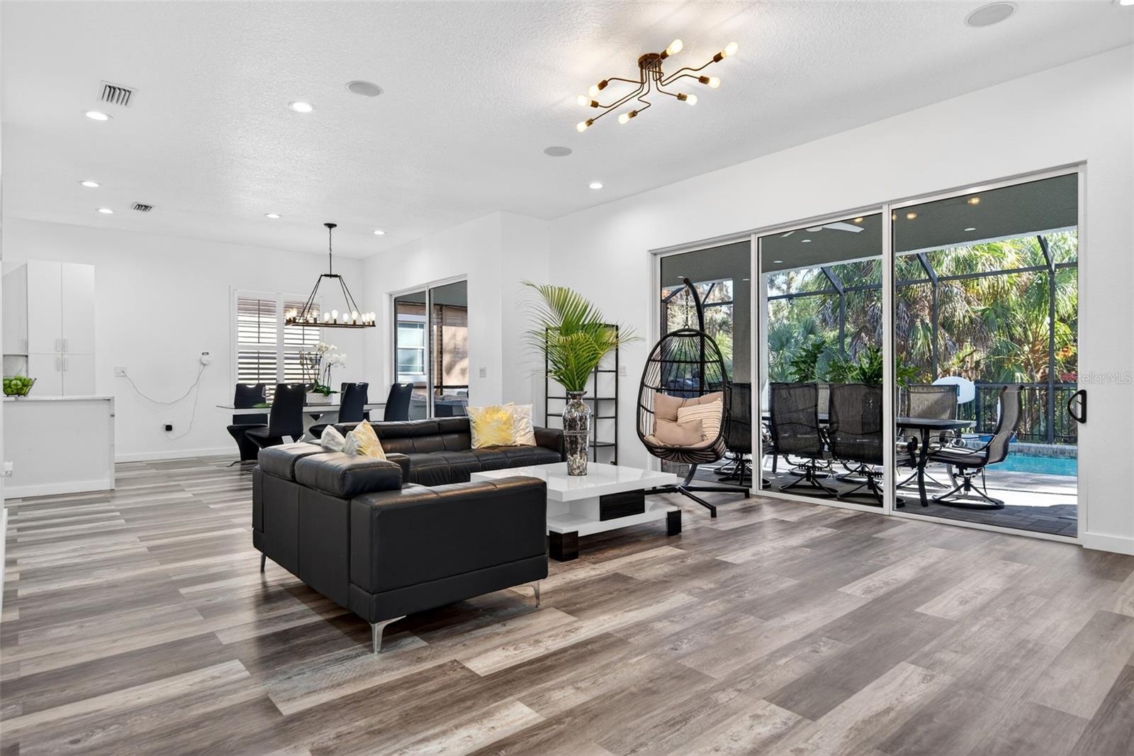 8111 SANTA ROSA CT — photo 16