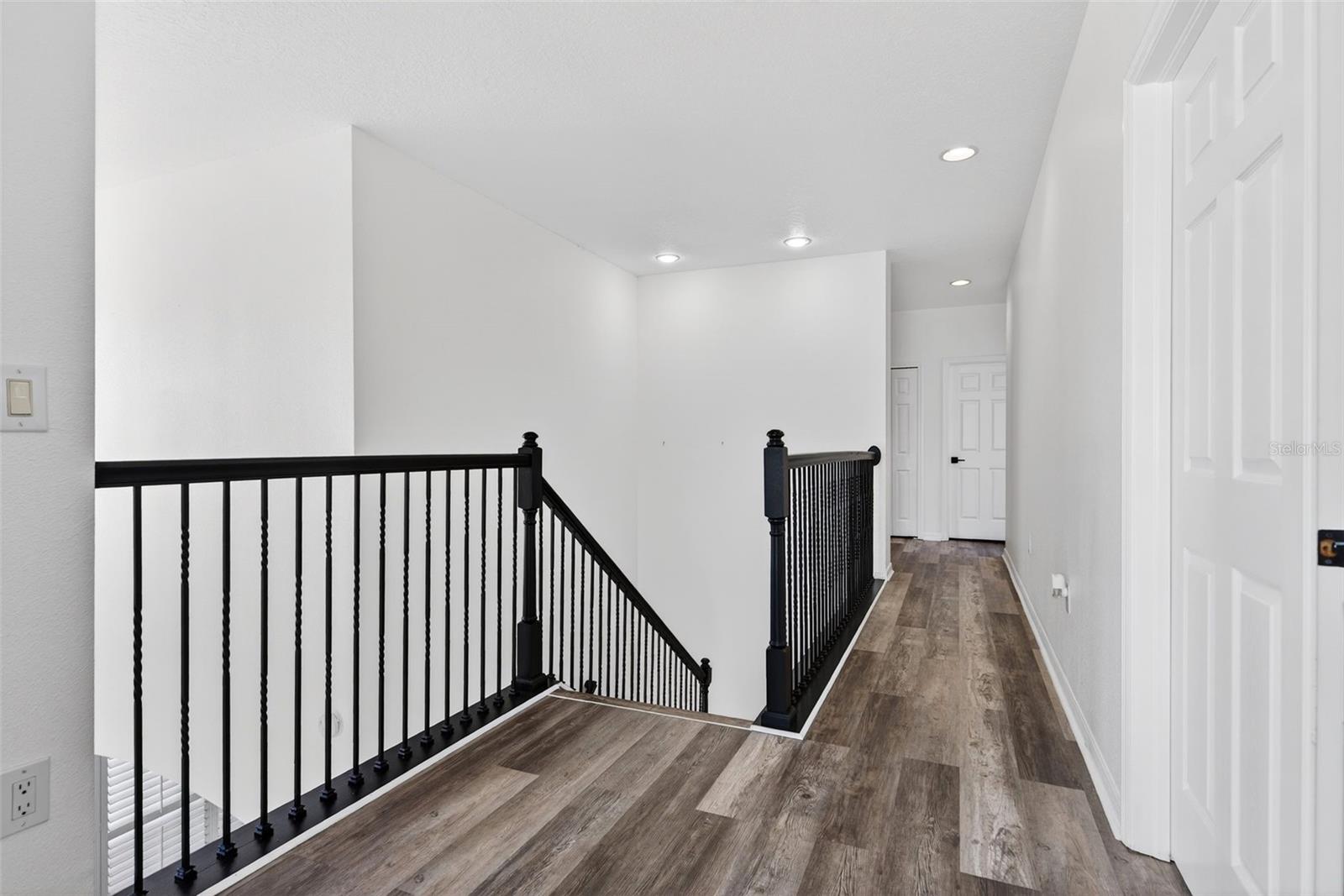 8111 SANTA ROSA CT — photo 33