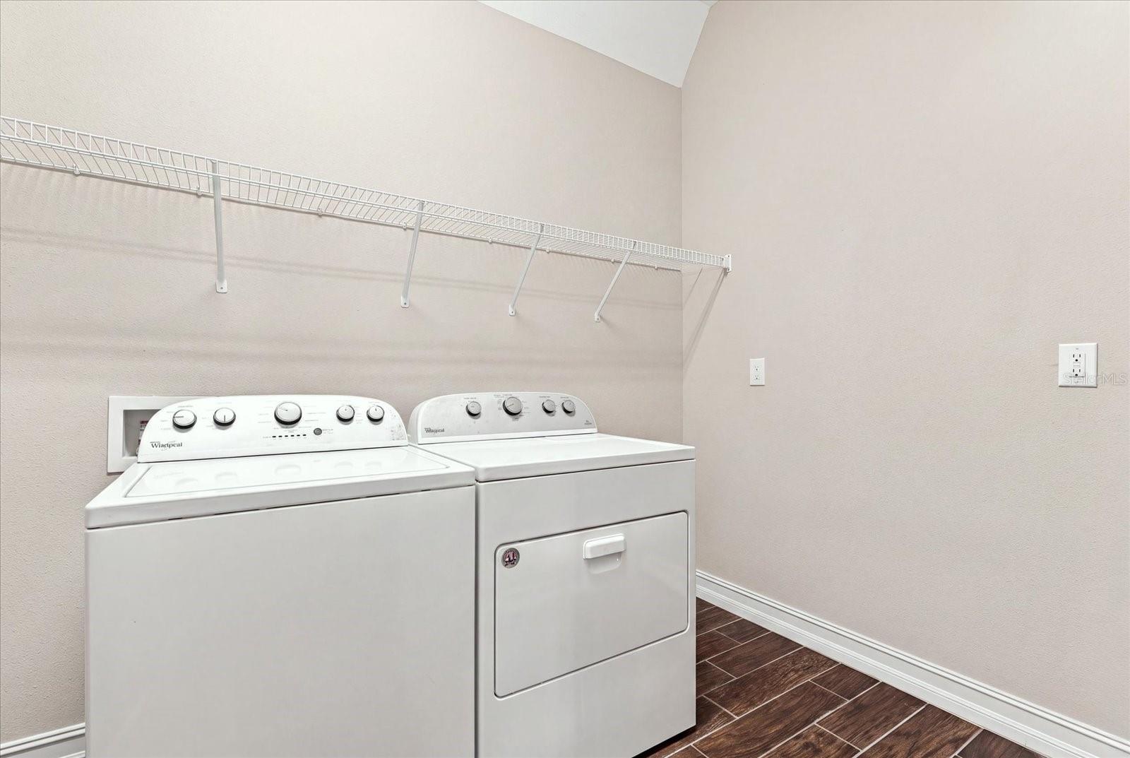 2402 STARWOOD CT — photo 28