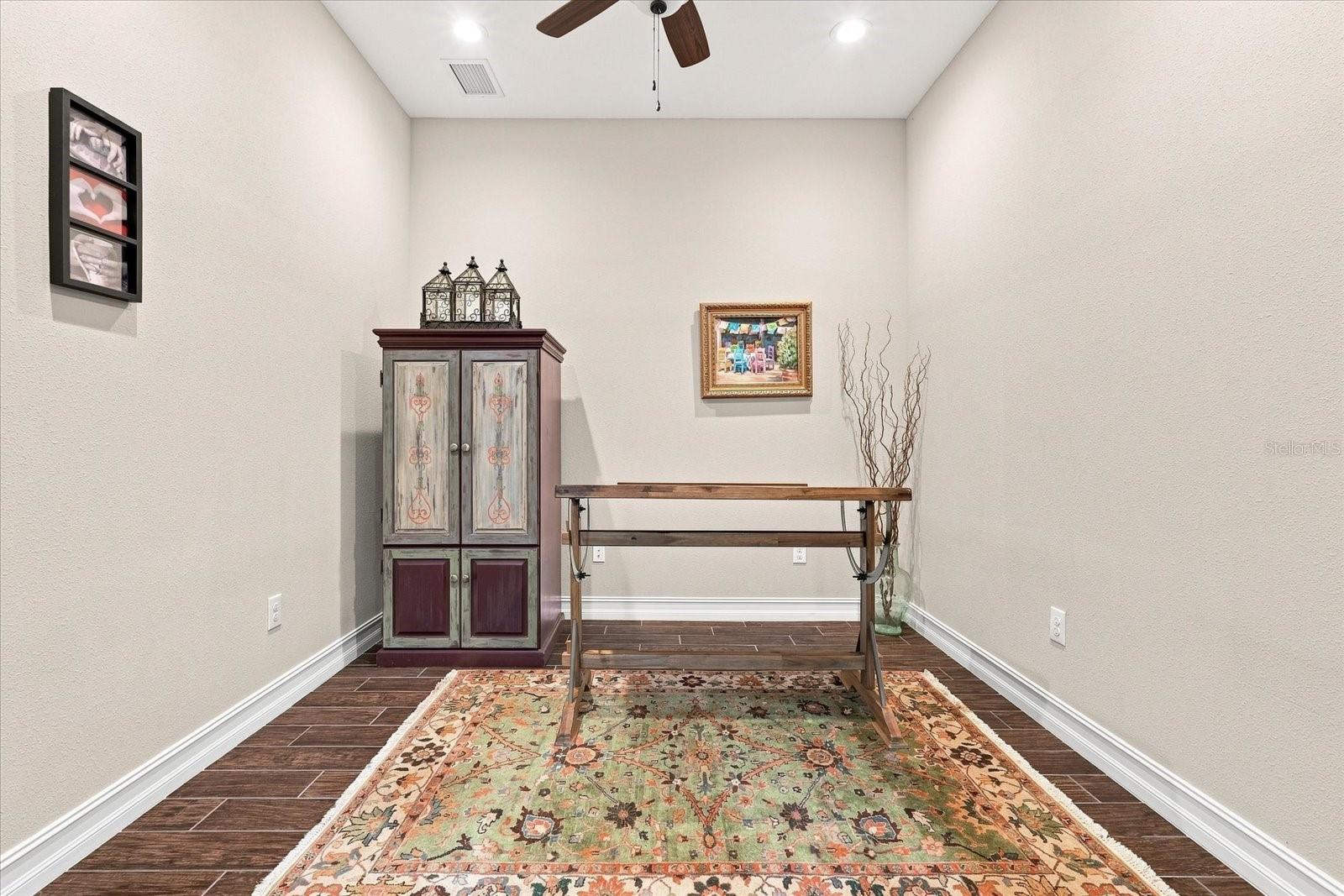 2402 STARWOOD CT — photo 22