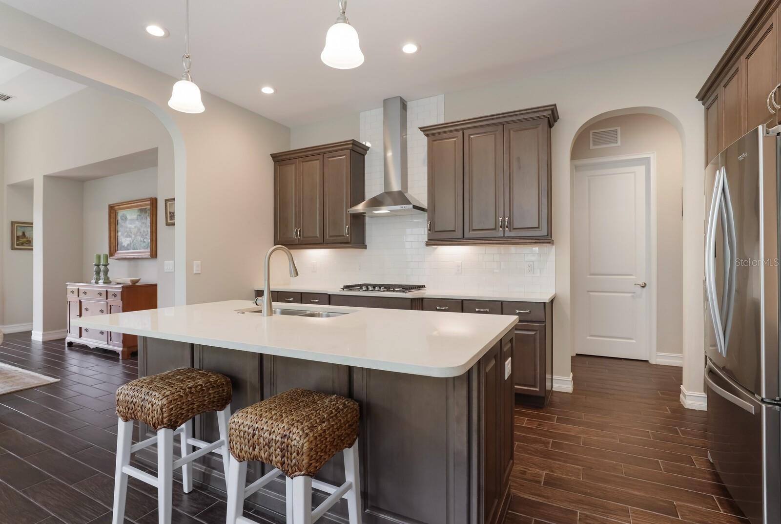 2402 STARWOOD CT — photo 10