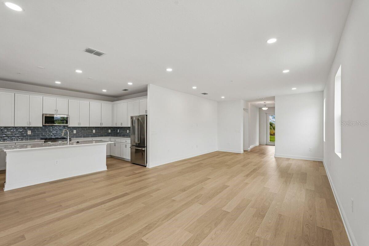 17841 BROADLEAF LOOP — photo 2