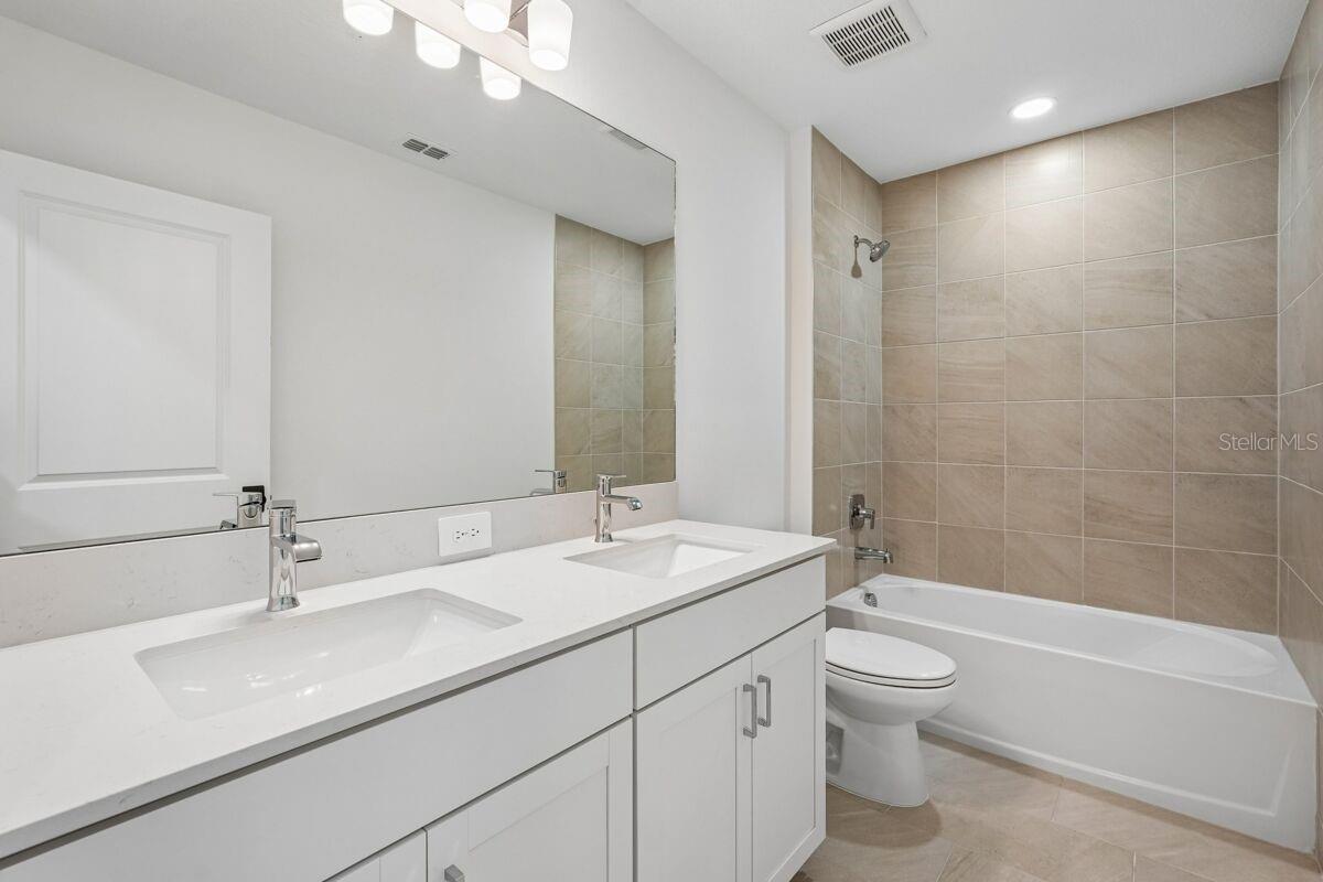 17841 BROADLEAF LOOP — photo 9