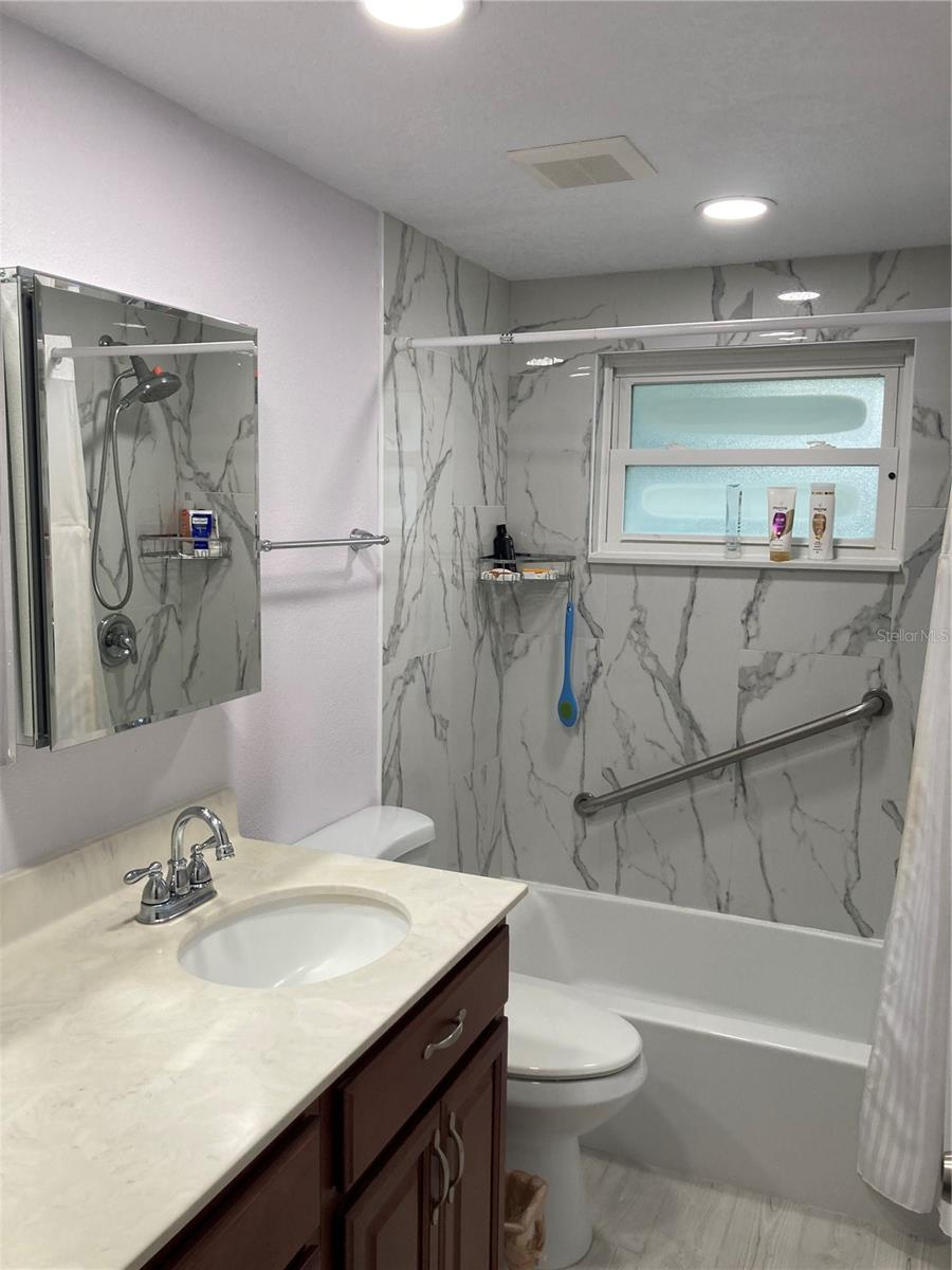 7628 VALLEY CT — photo 12