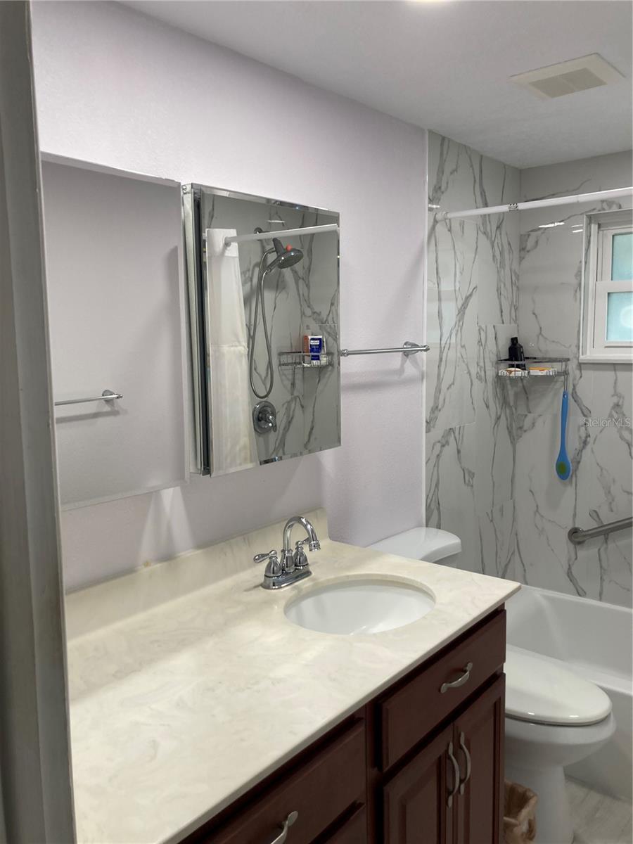7628 VALLEY CT — photo 13