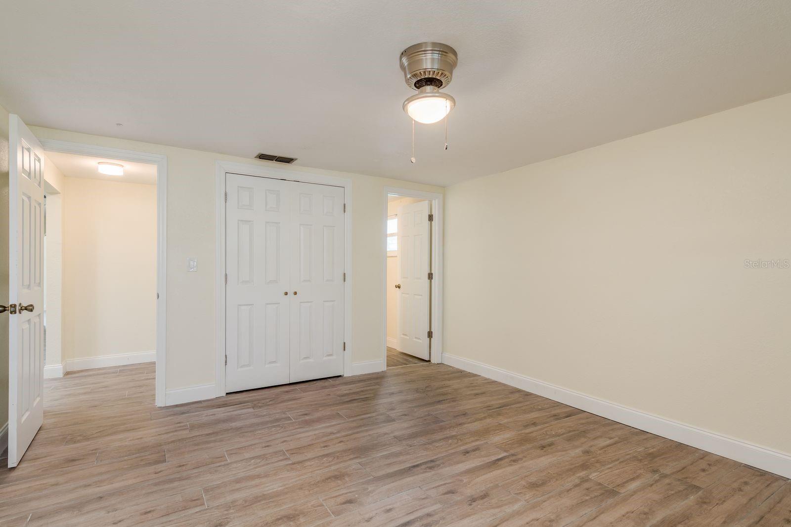 13816 CELIDA AVE — photo 18