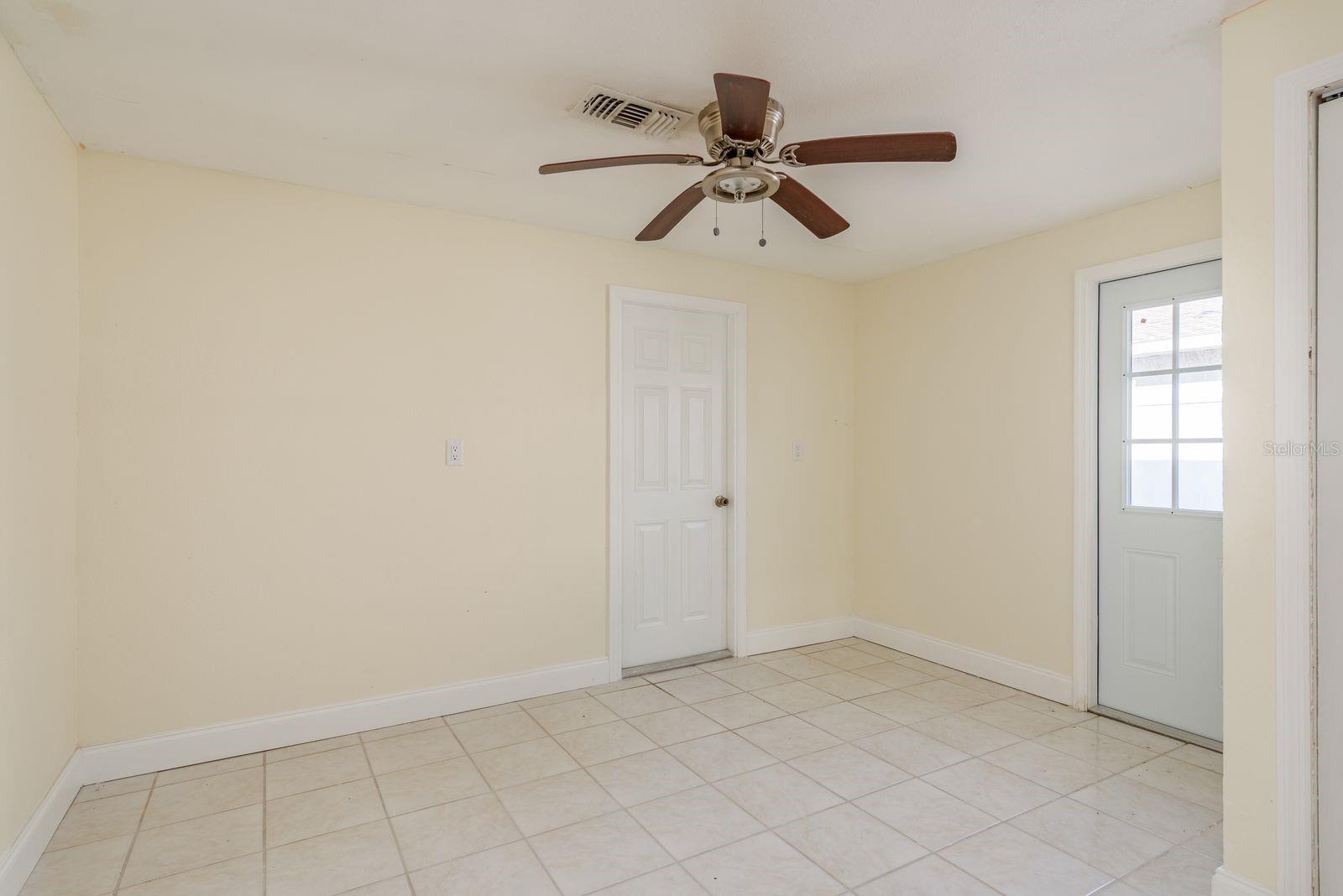 13816 CELIDA AVE — photo 28