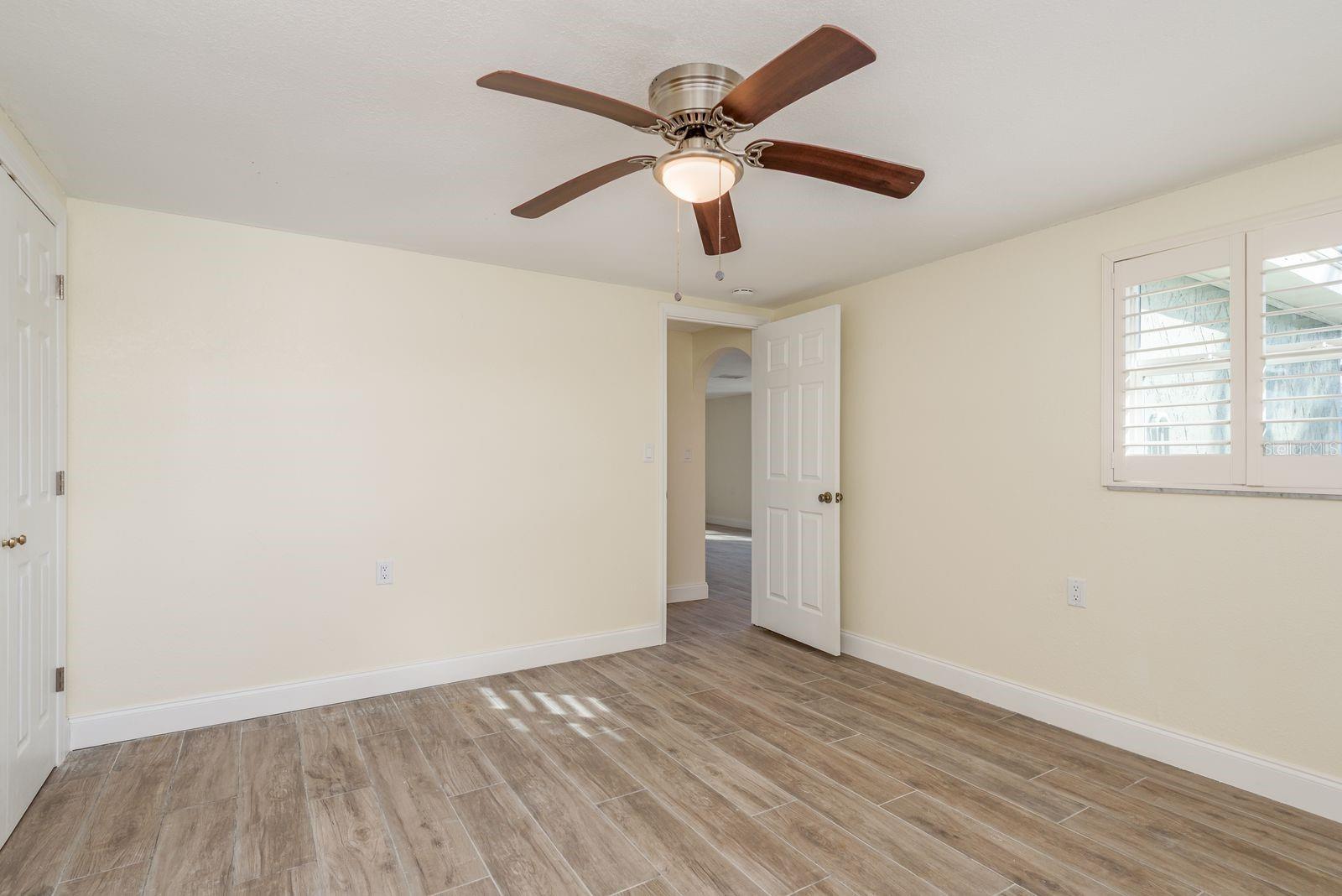 13816 CELIDA AVE — photo 22