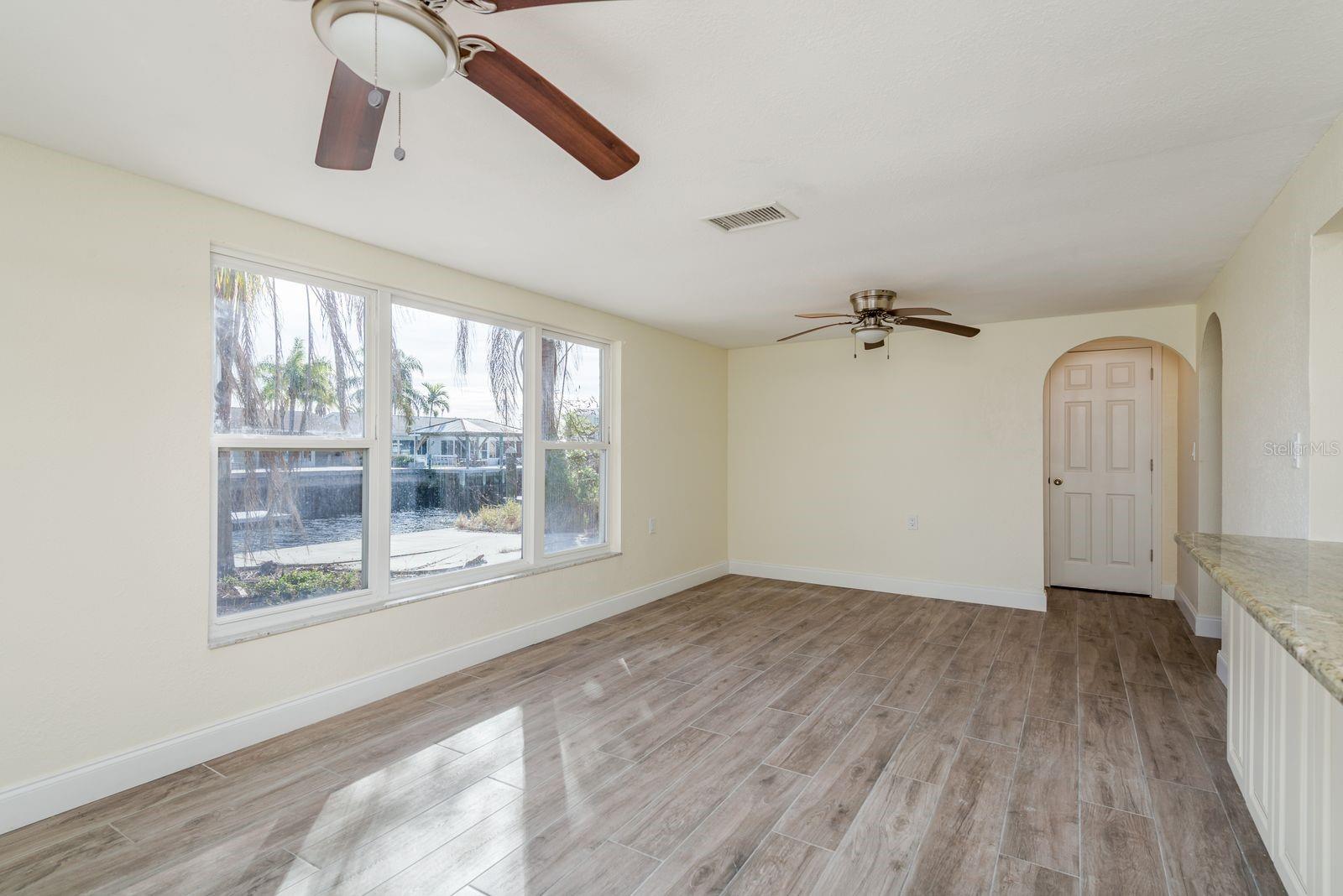 13816 CELIDA AVE — photo 26
