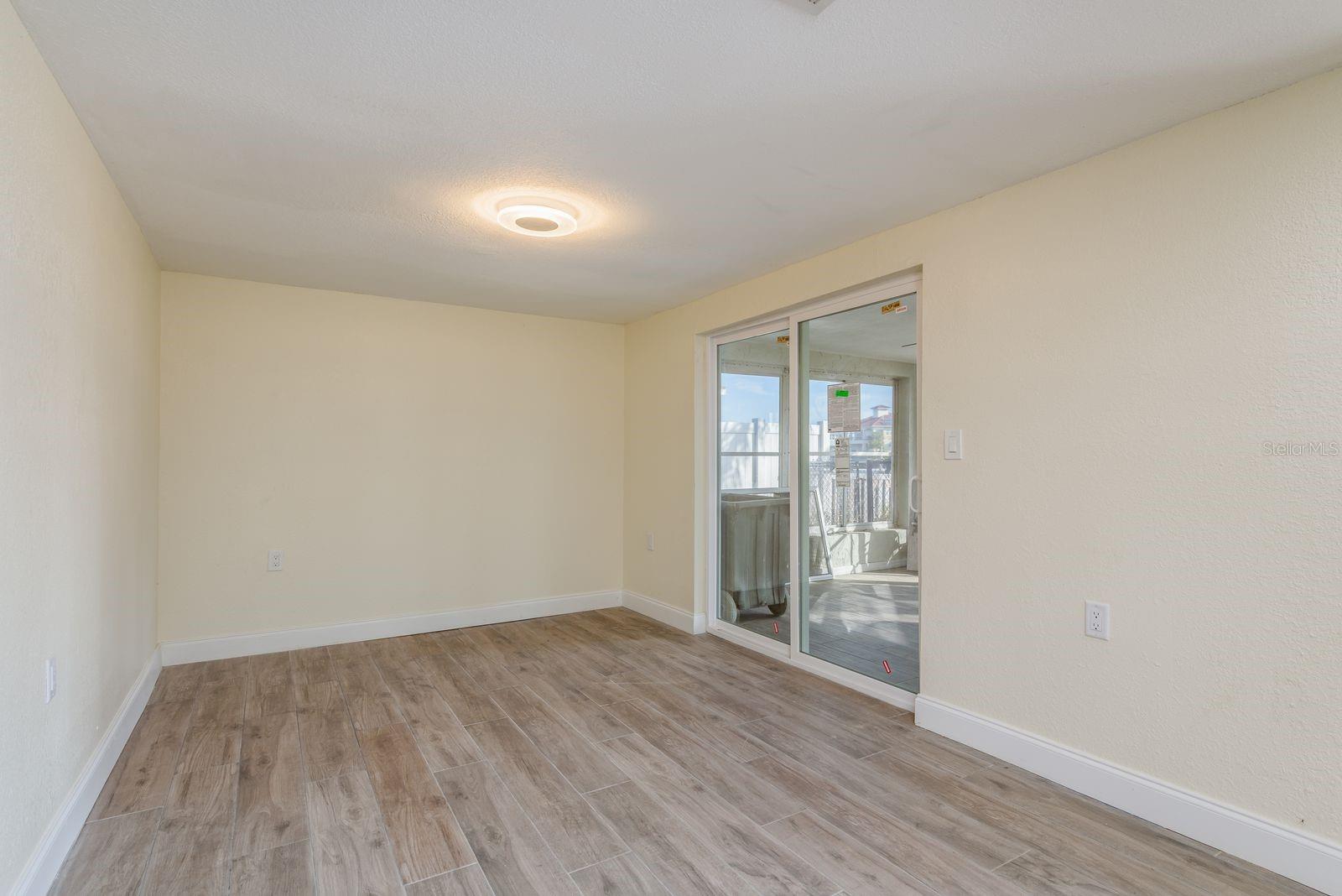 13816 CELIDA AVE — photo 8