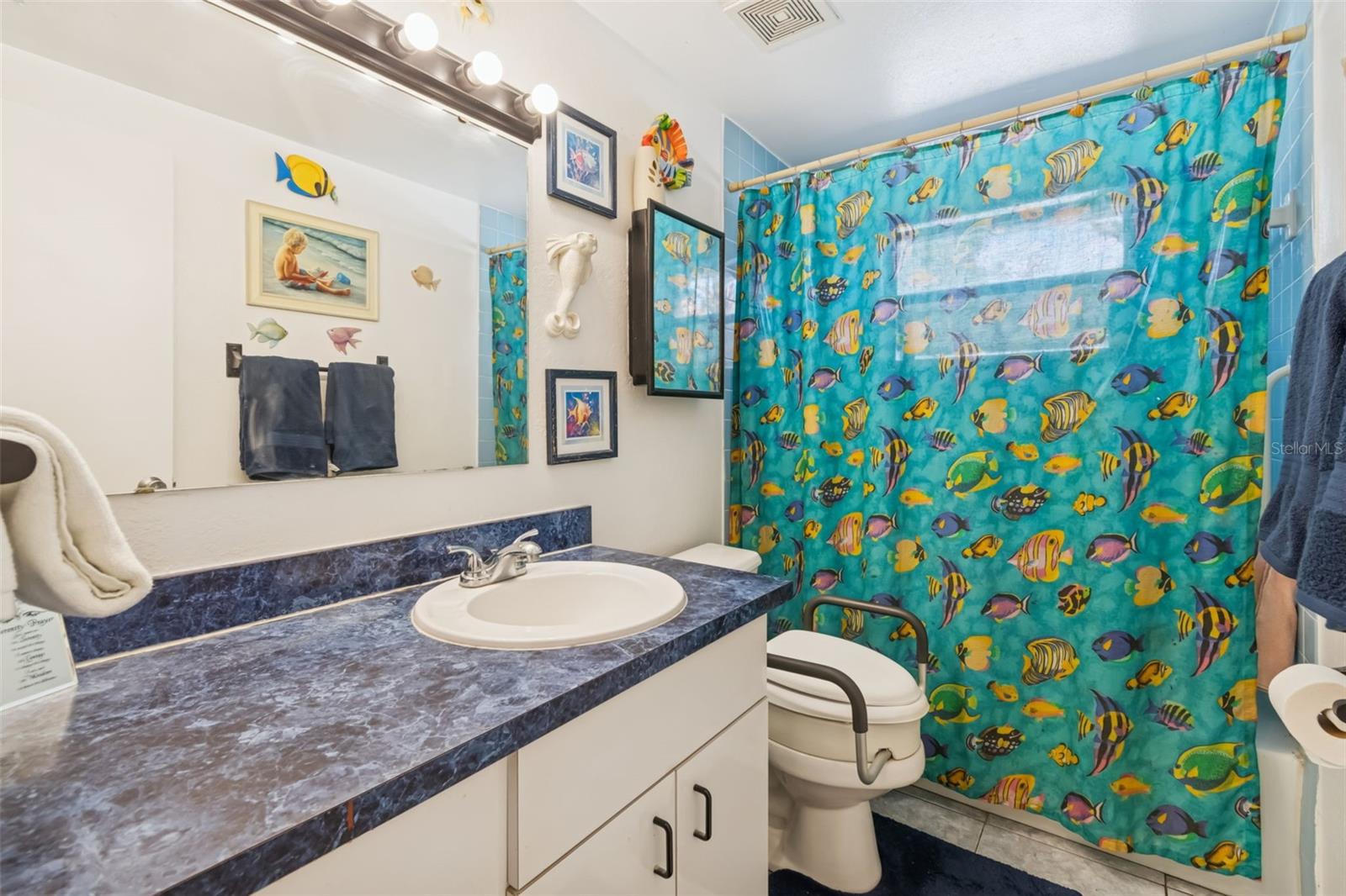 6503 AMUNDSON CT — photo 36
