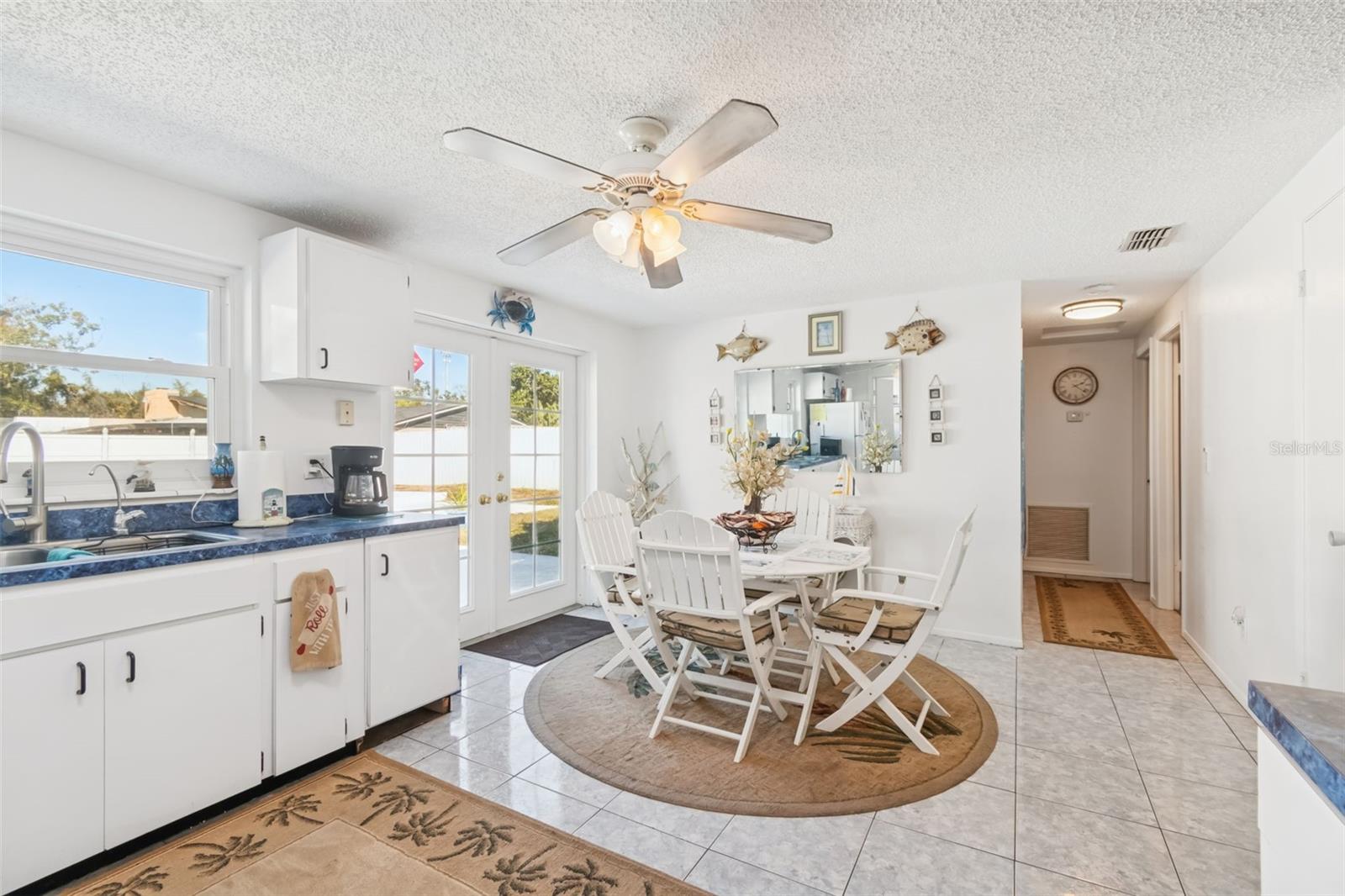 6503 AMUNDSON CT — photo 27