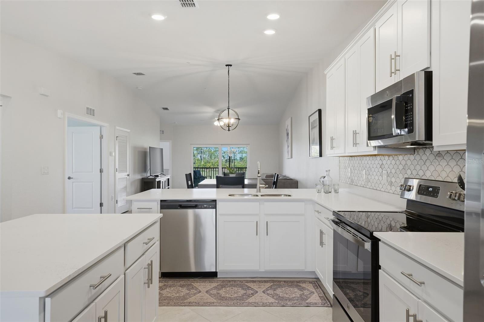12440 WELLEN GOLF ST #201 — photo 4