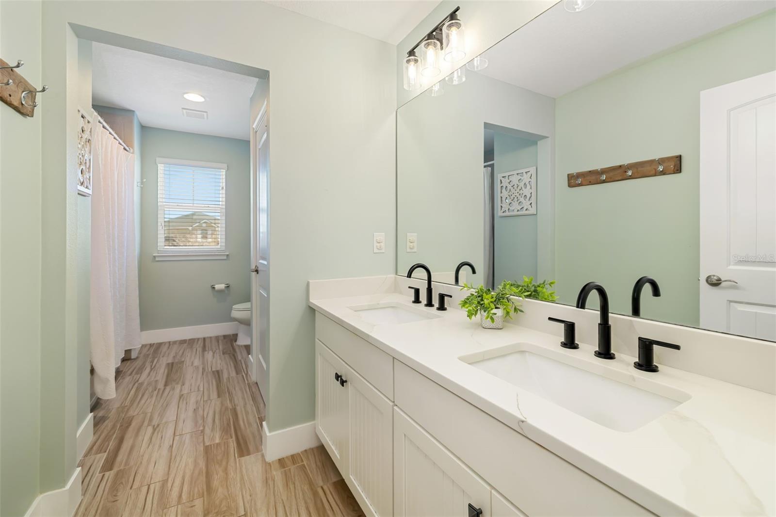 5315 BENTGRASS WAY — photo 46