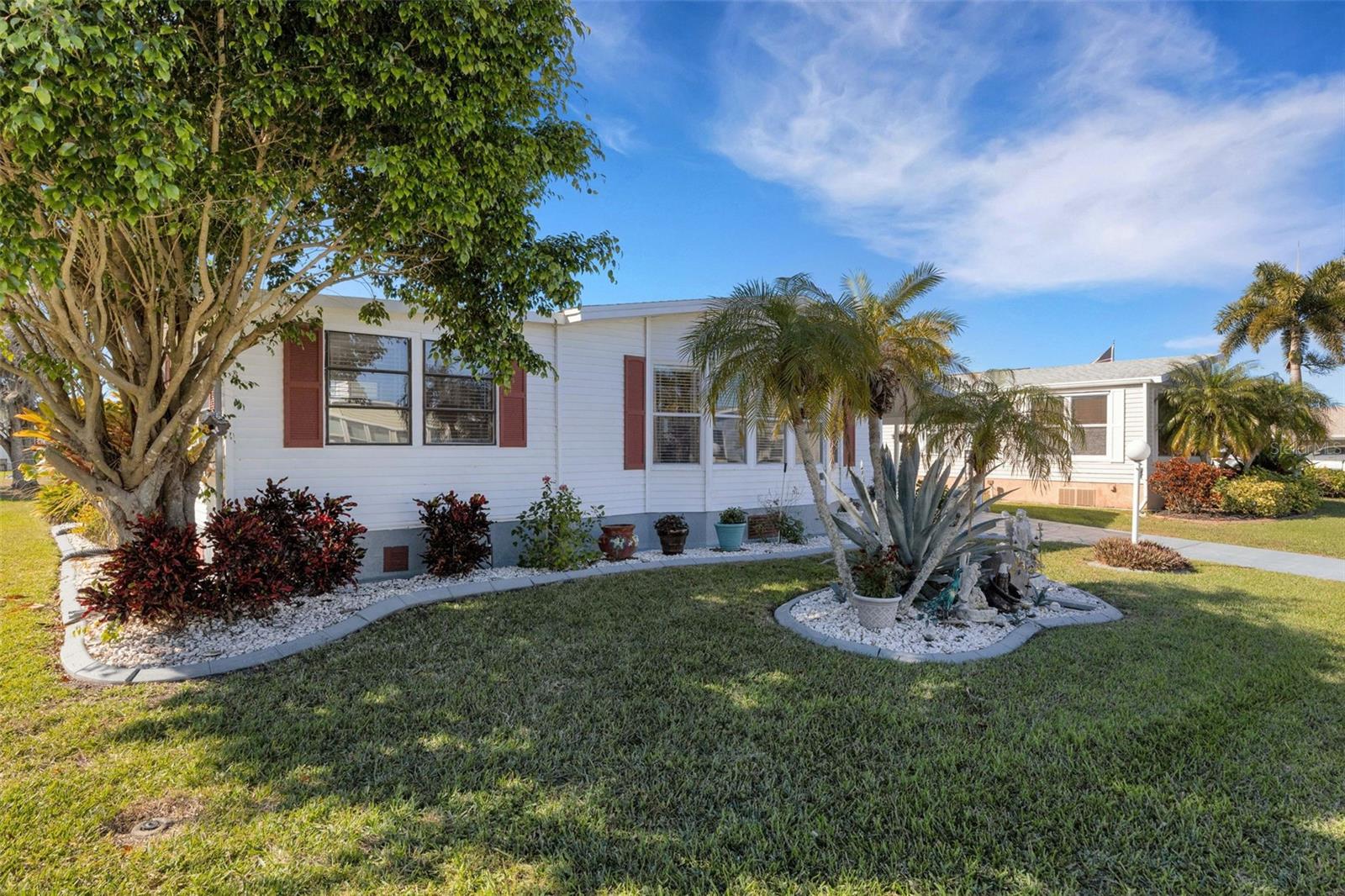70 MOCKINGBIRD LN — photo 45