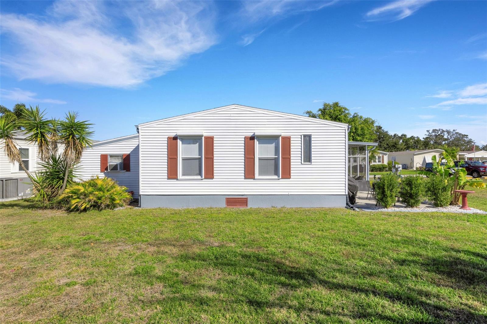 70 MOCKINGBIRD LN — photo 41