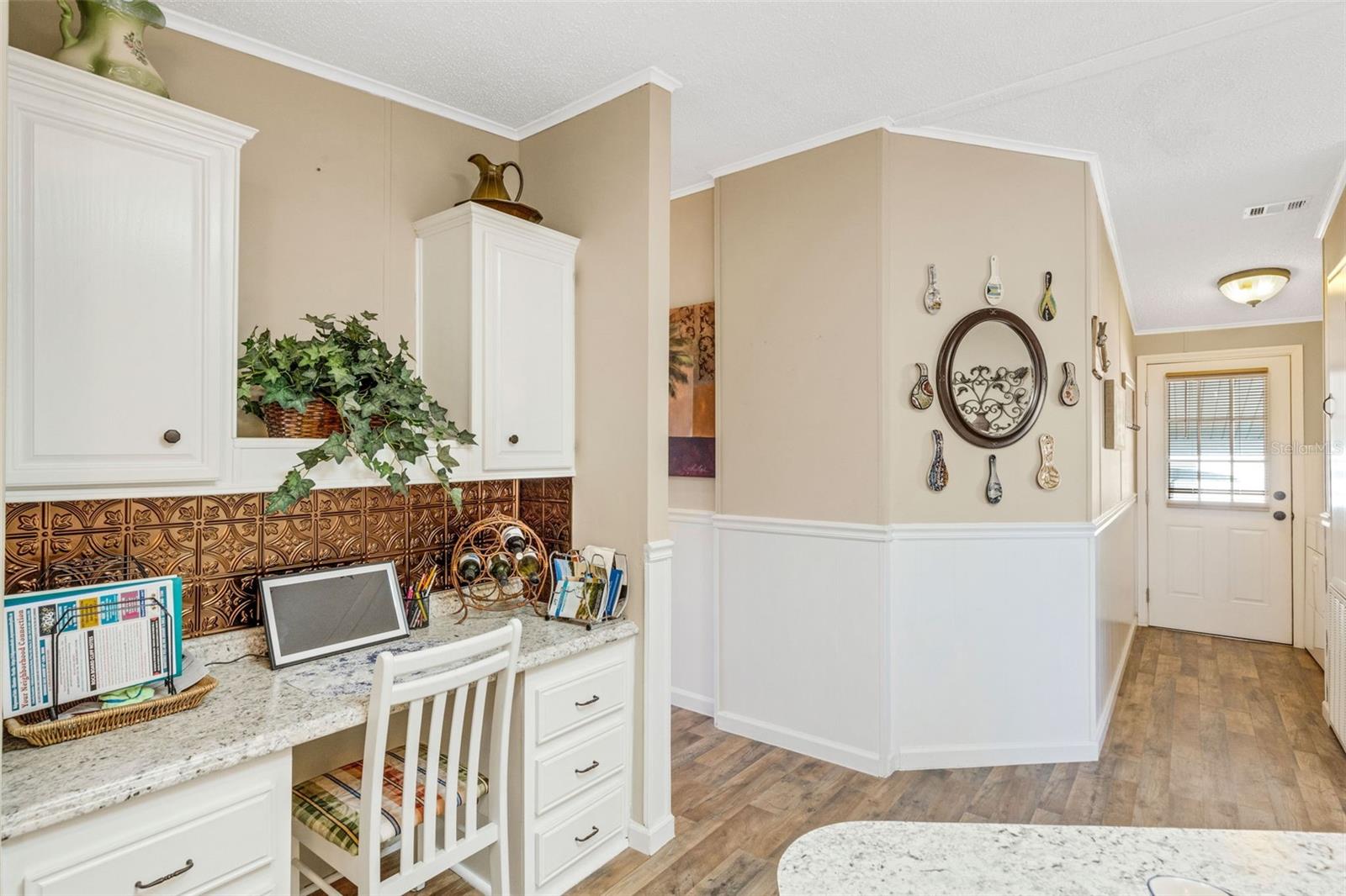 70 MOCKINGBIRD LN — photo 18