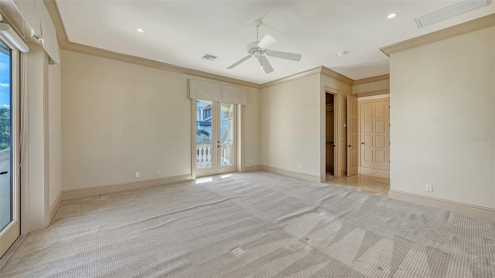 570 S SPOONBILL DR — photo 47