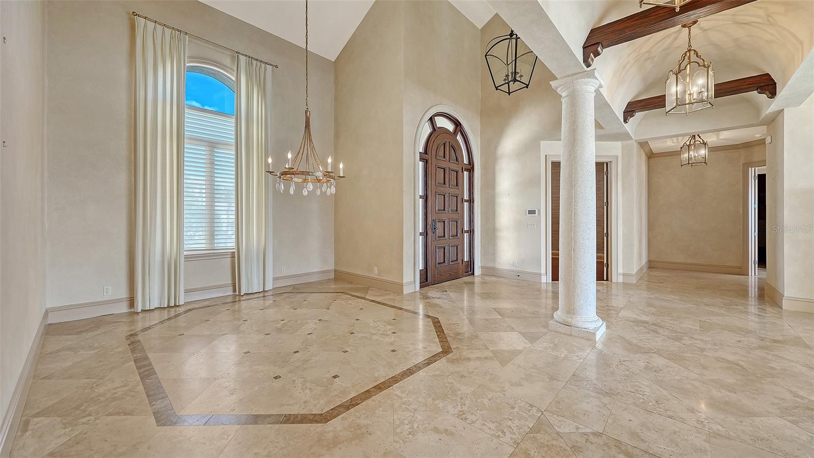 570 S SPOONBILL DR — photo 18