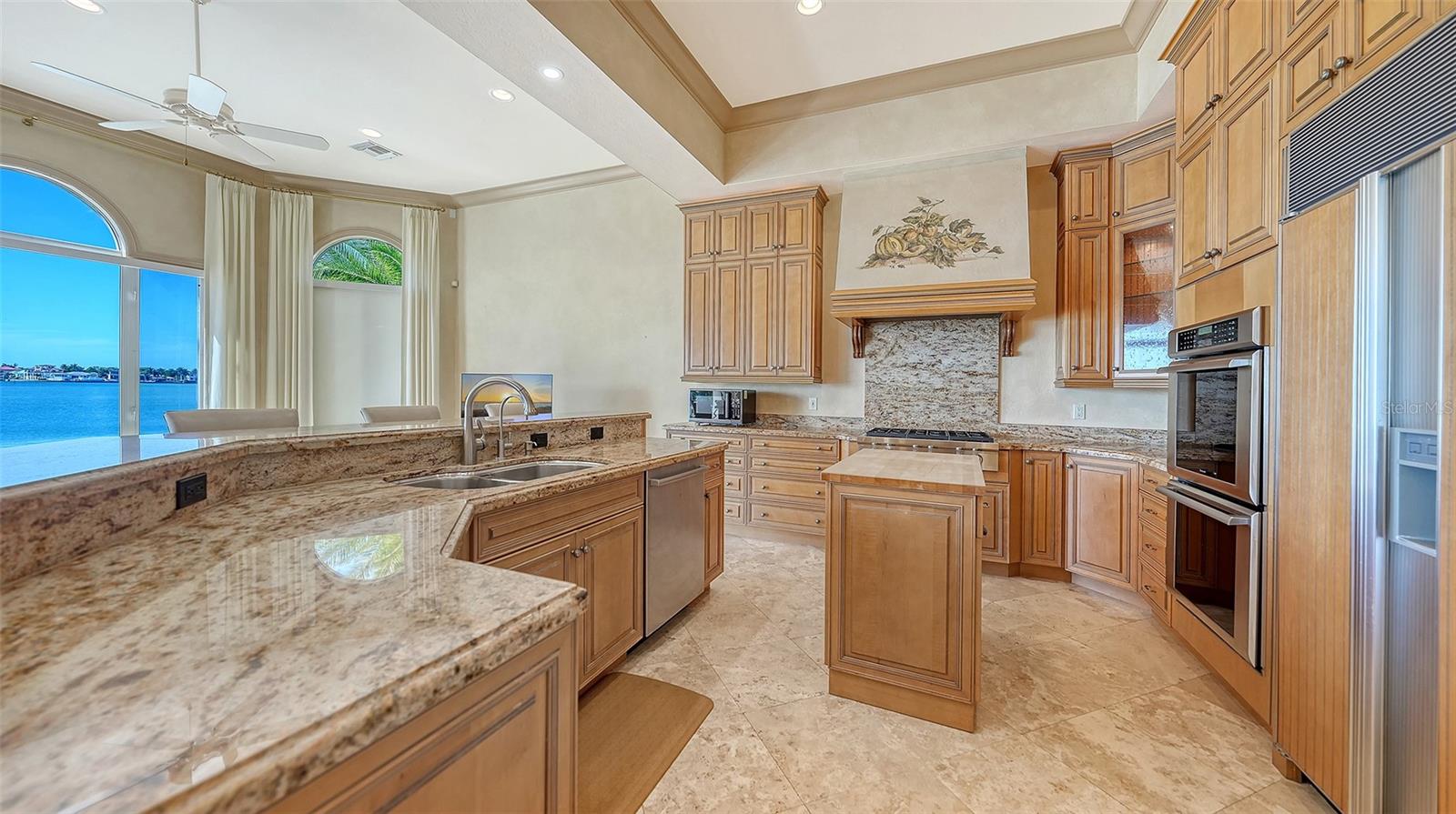 570 S SPOONBILL DR — photo 28