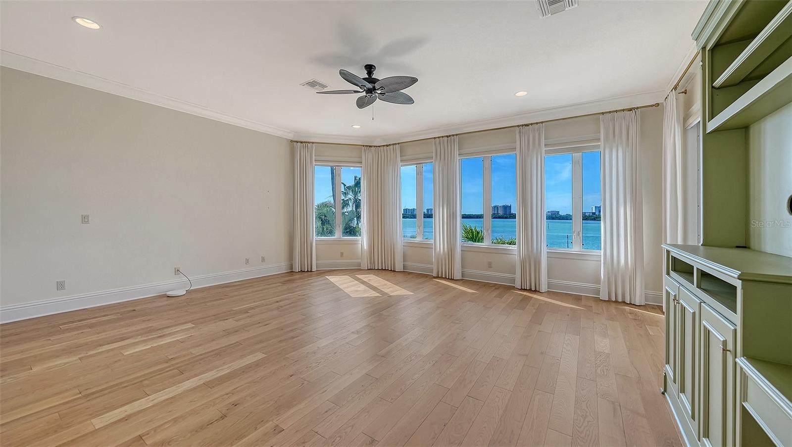 570 S SPOONBILL DR — photo 62