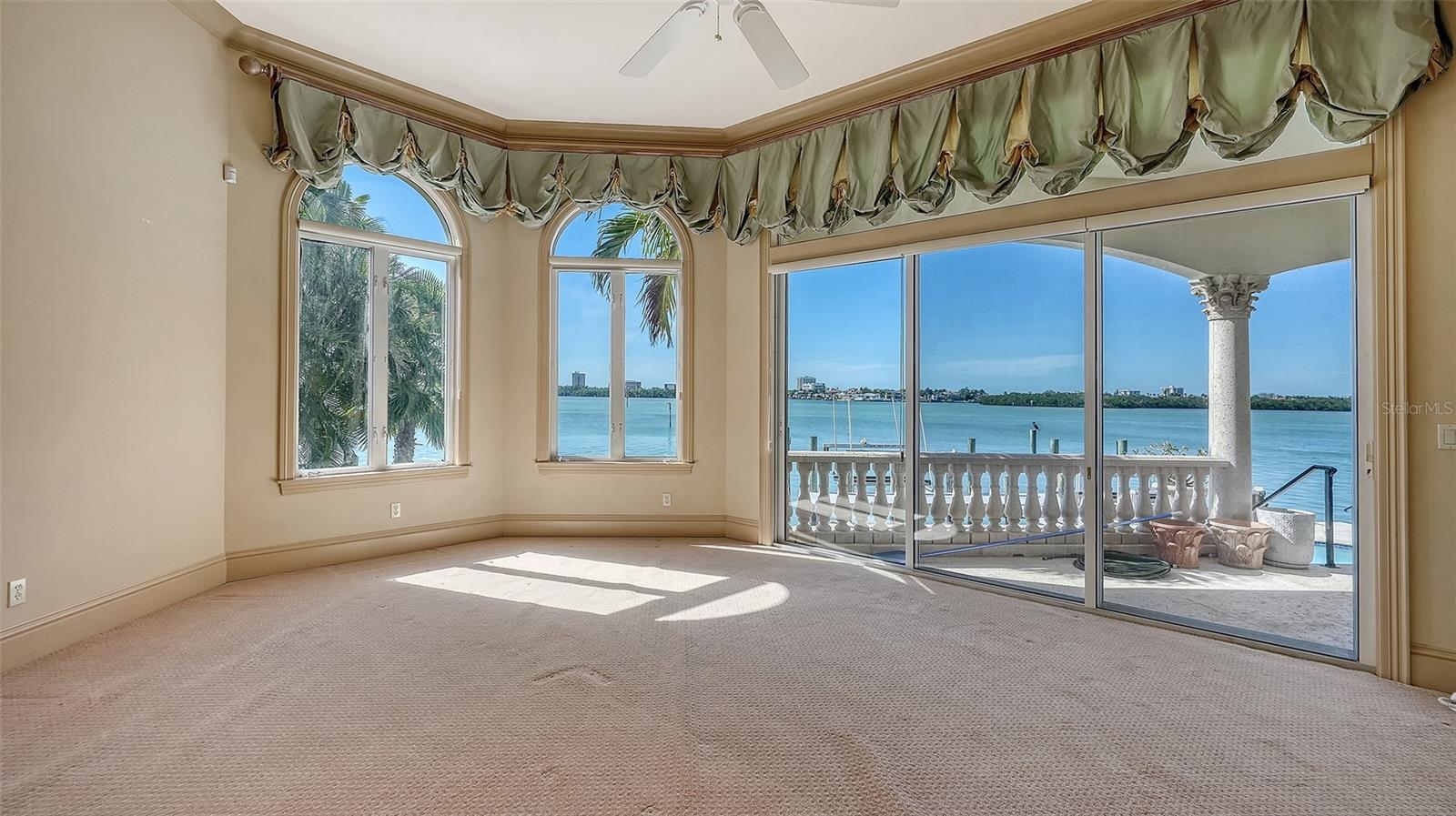 570 S SPOONBILL DR — photo 40