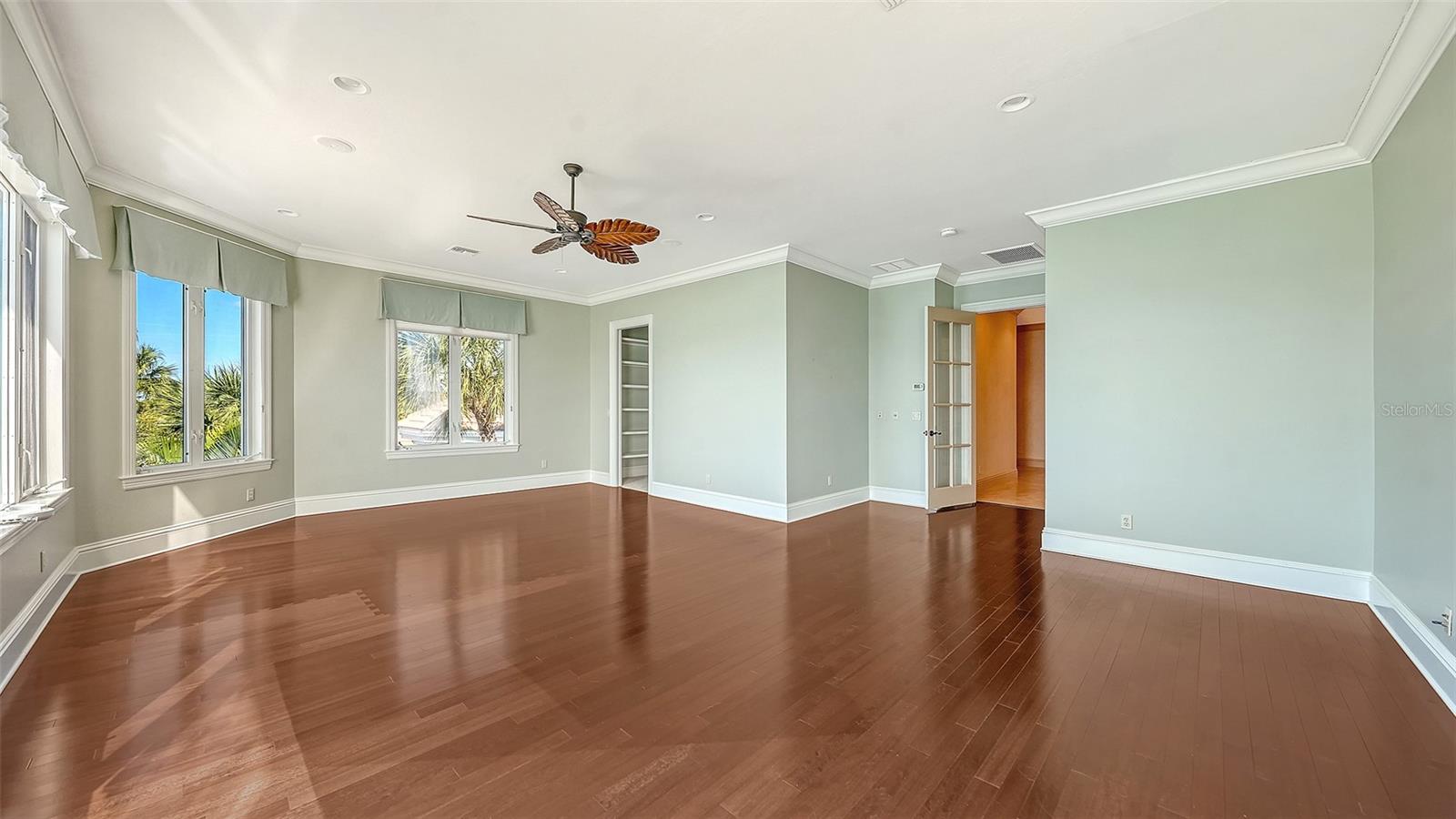 570 S SPOONBILL DR — photo 61