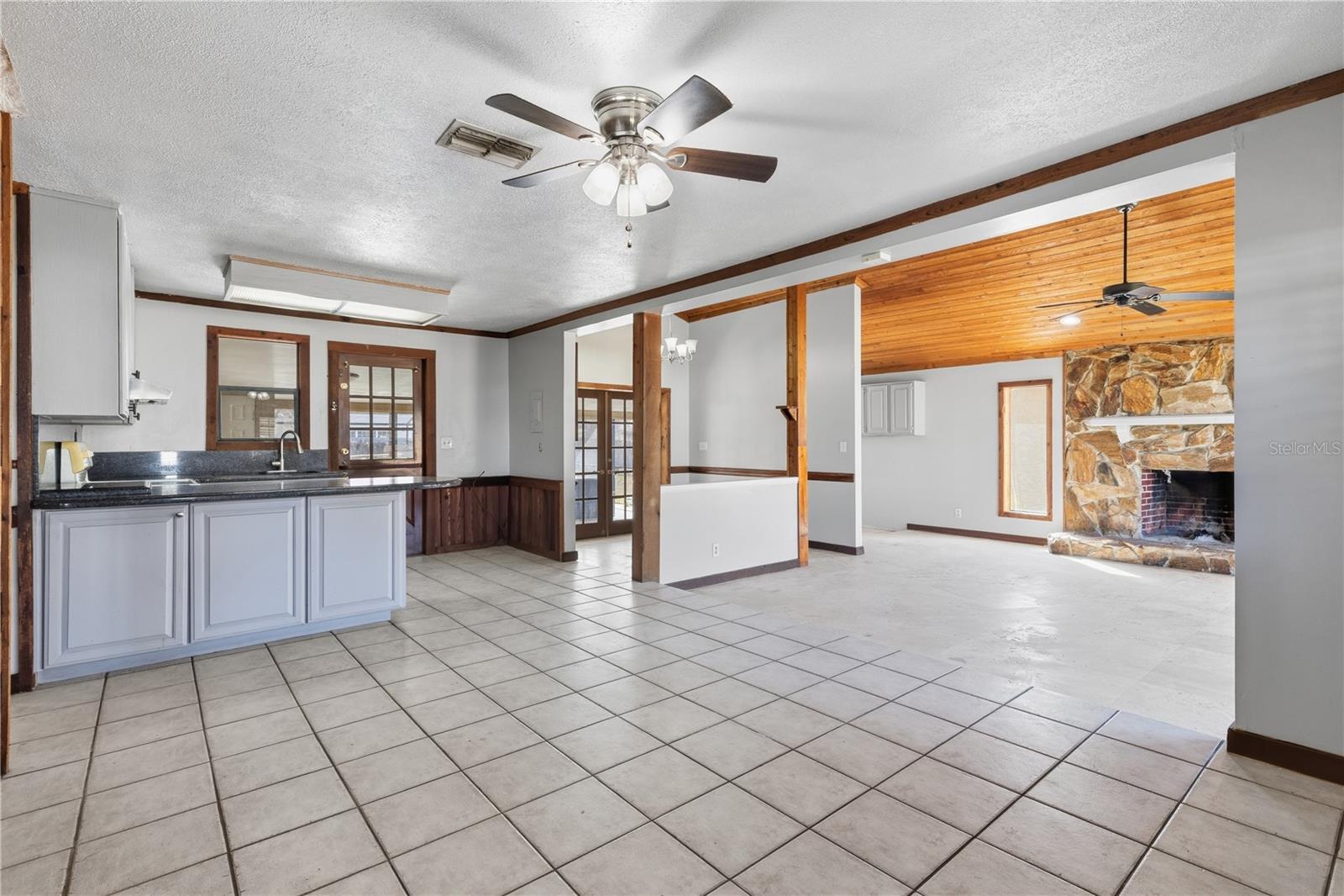 10301 TRAIL RIDGE LN — photo 5