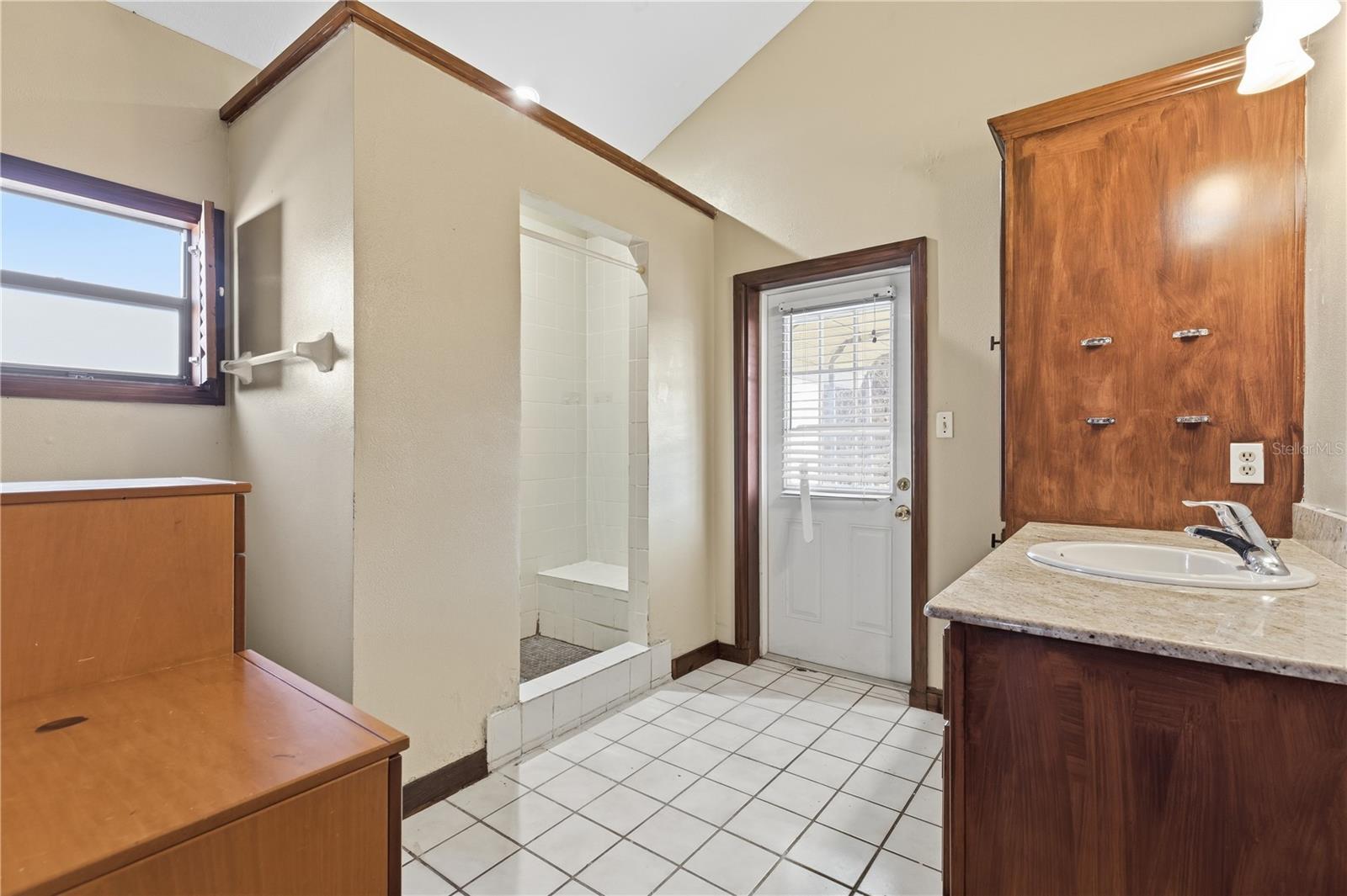 10301 TRAIL RIDGE LN — photo 18