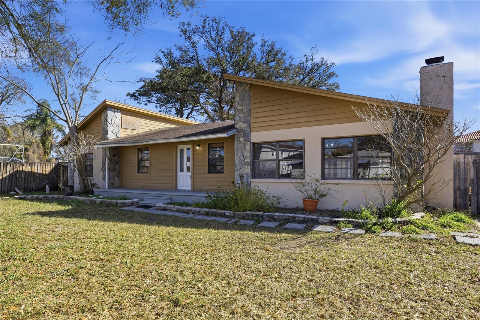 10301 TRAIL RIDGE LN — photo 3