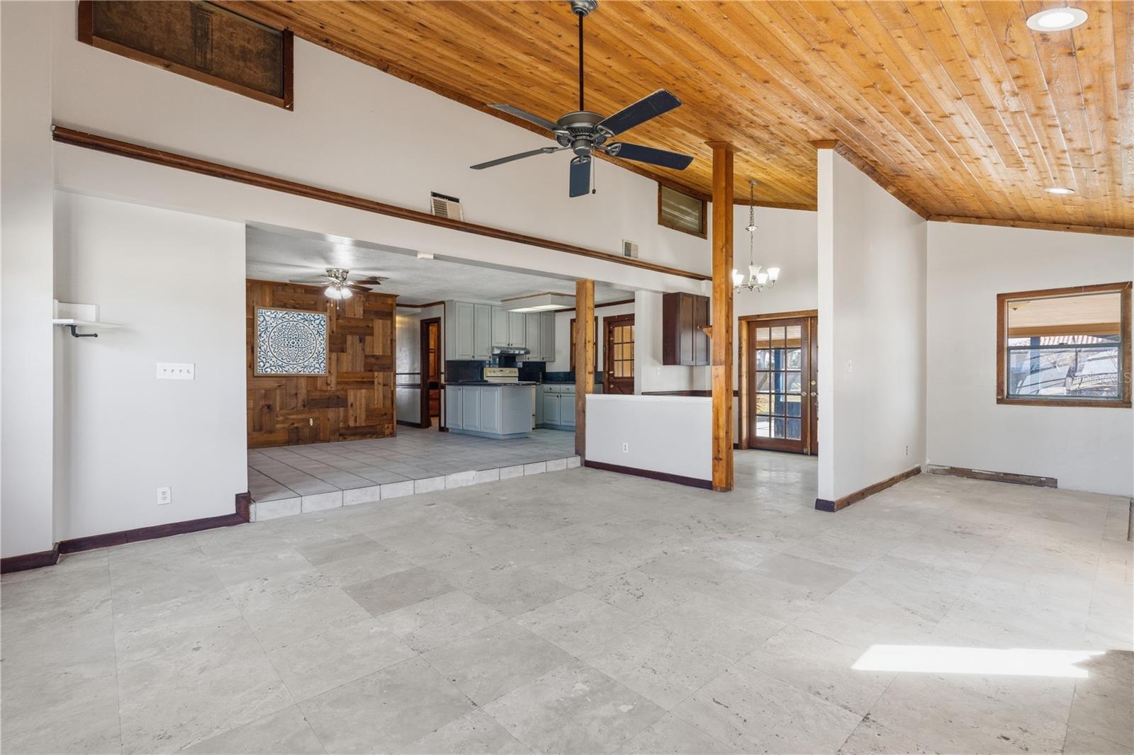 10301 TRAIL RIDGE LN — photo 13