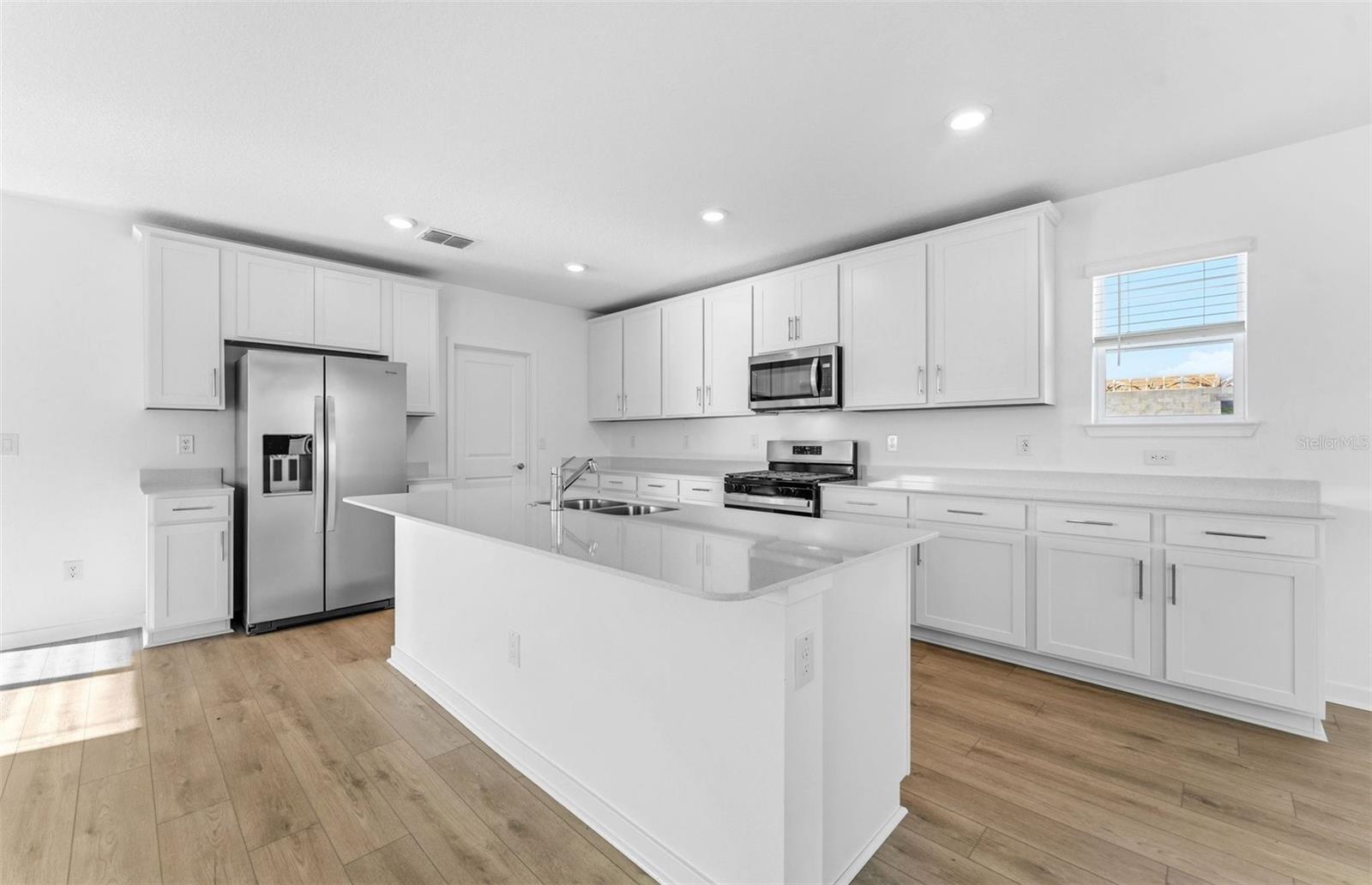 1361 ALLAGASH DR — photo 3
