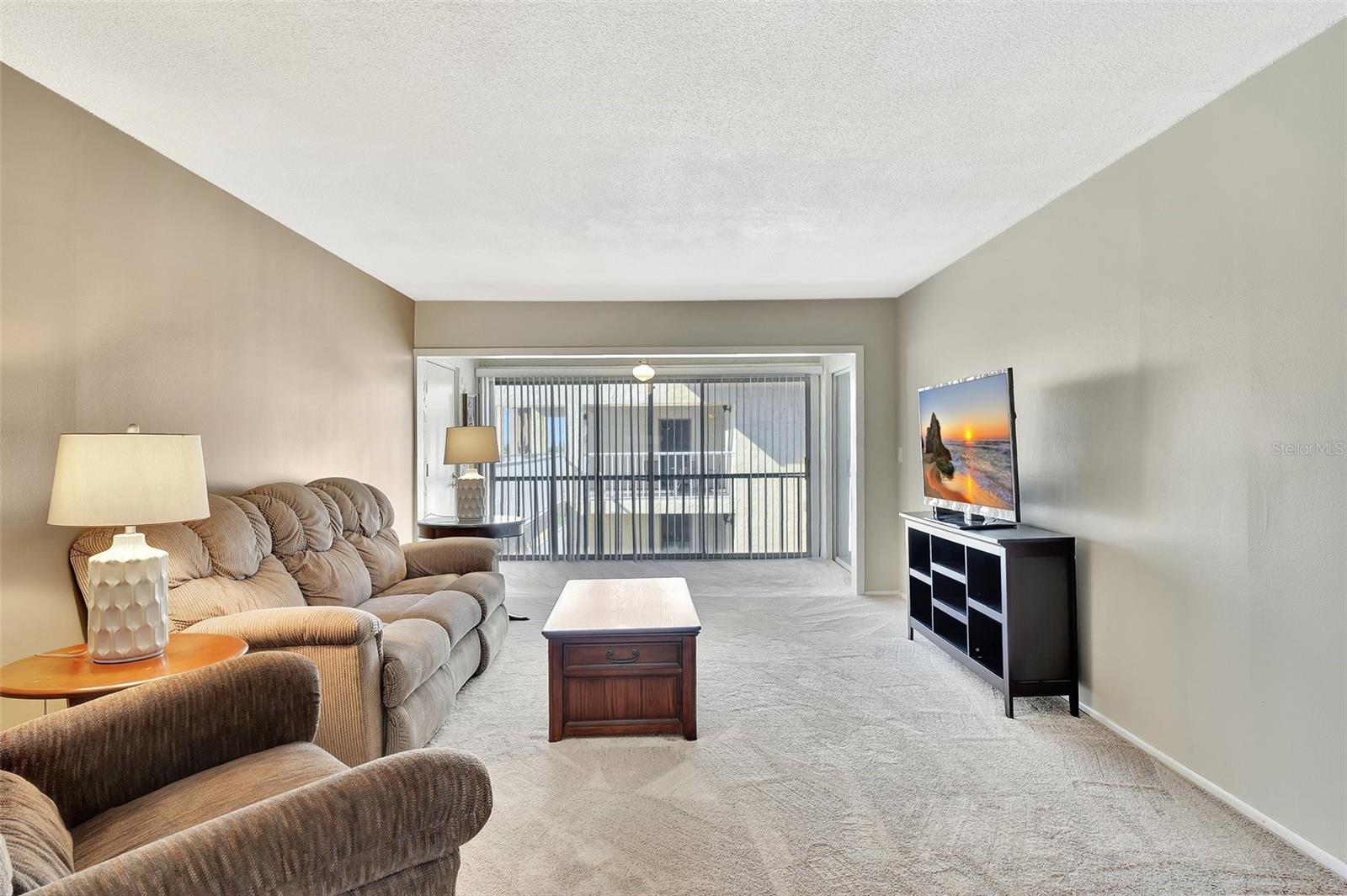 113 ISLAND WAY #241 — photo 3