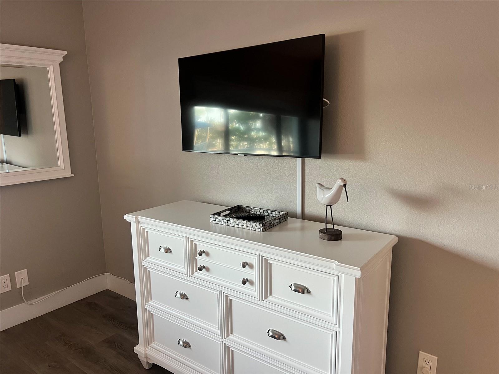 1001 POINT OF ROCKS RD #208 — photo 13