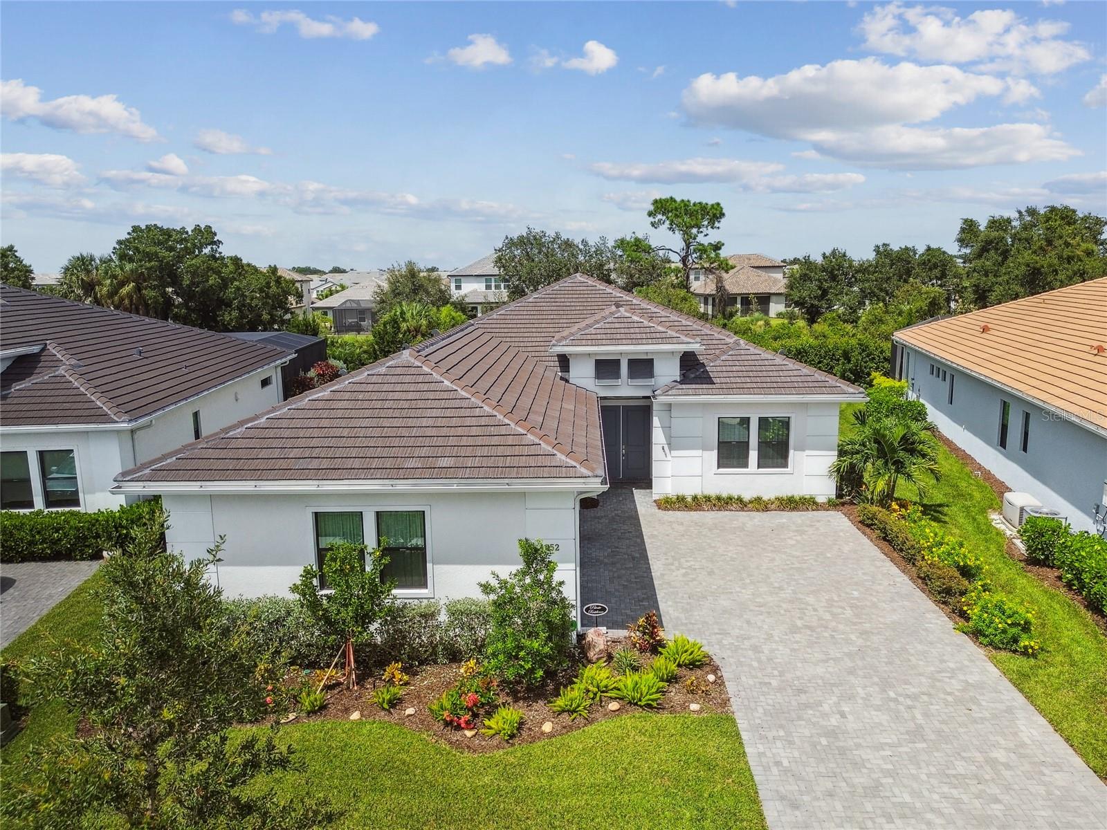 4952 SURFSIDE CIR — photo 2