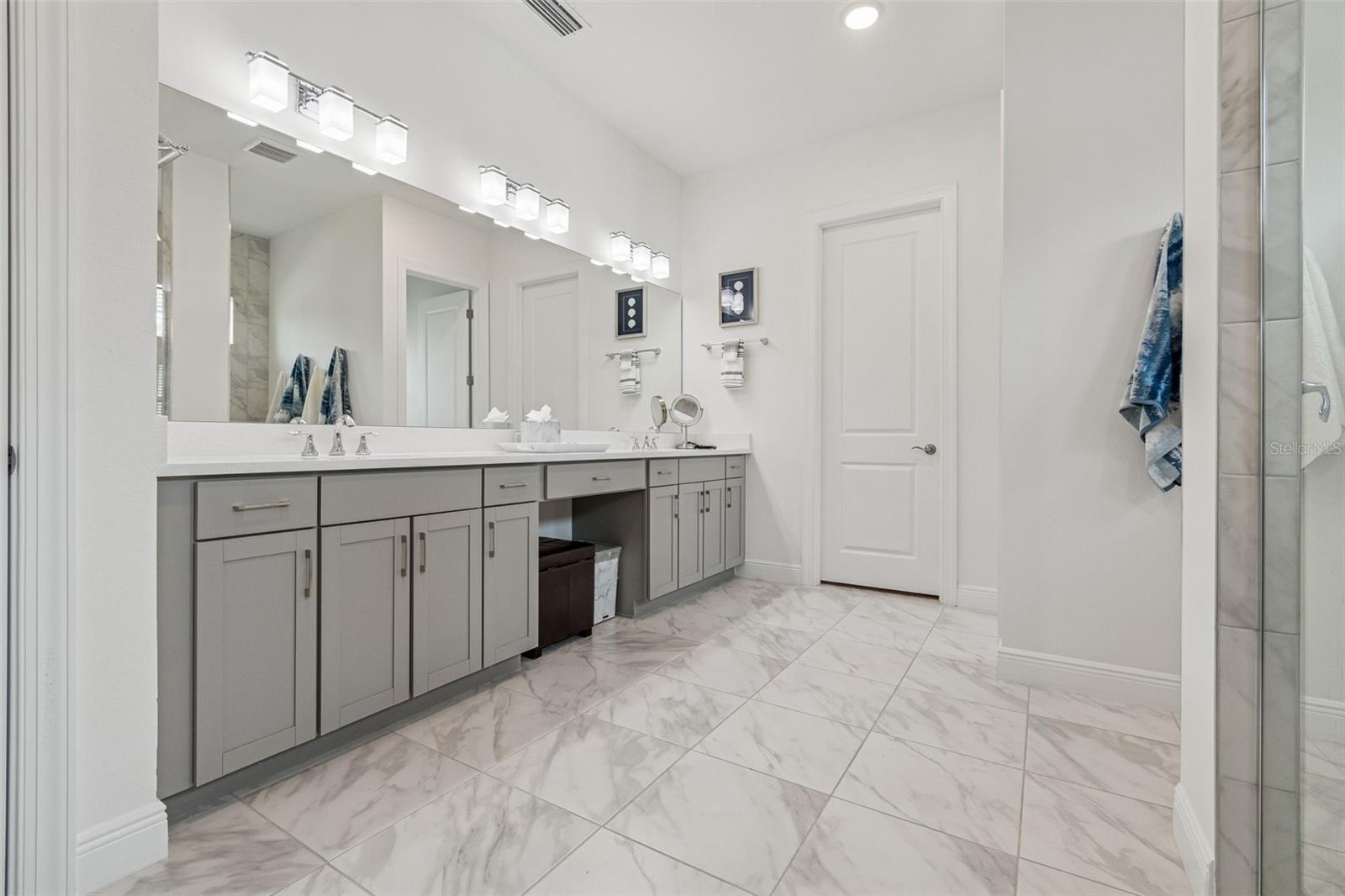 4952 SURFSIDE CIR — photo 47