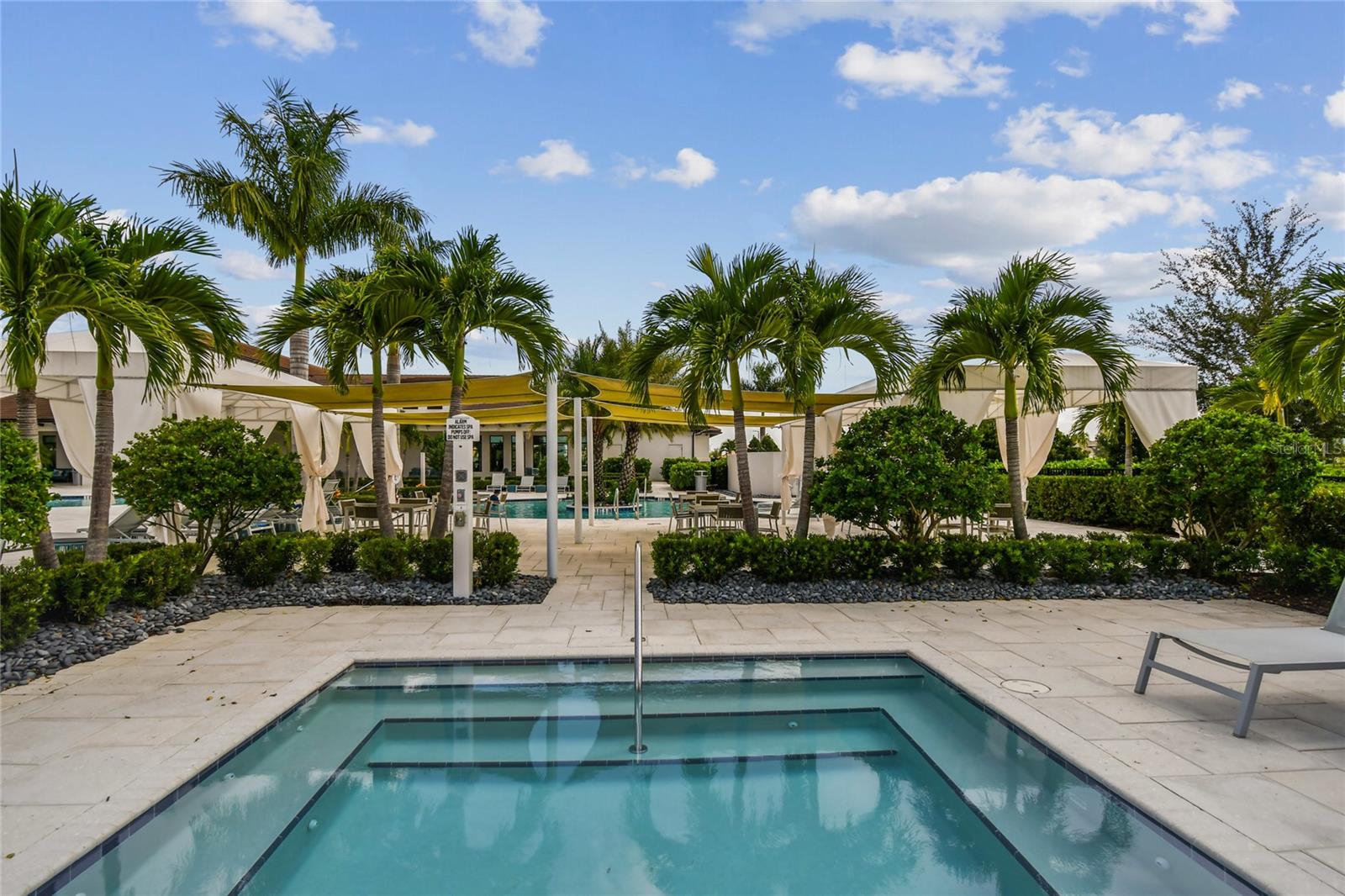 4952 SURFSIDE CIR — photo 87