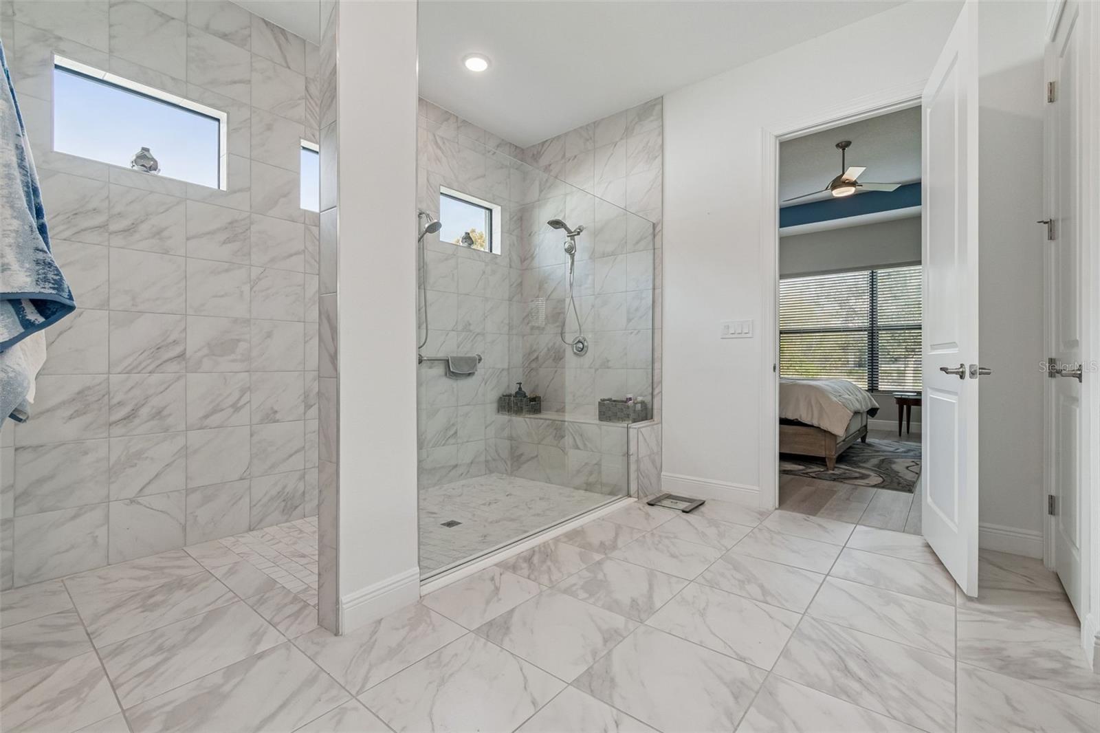 4952 SURFSIDE CIR — photo 44