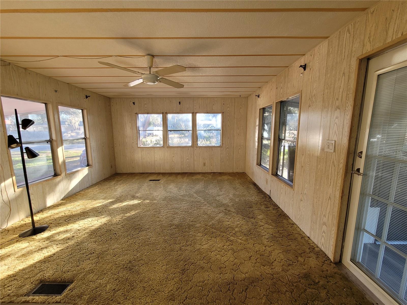 5021 HILL DR — photo 18