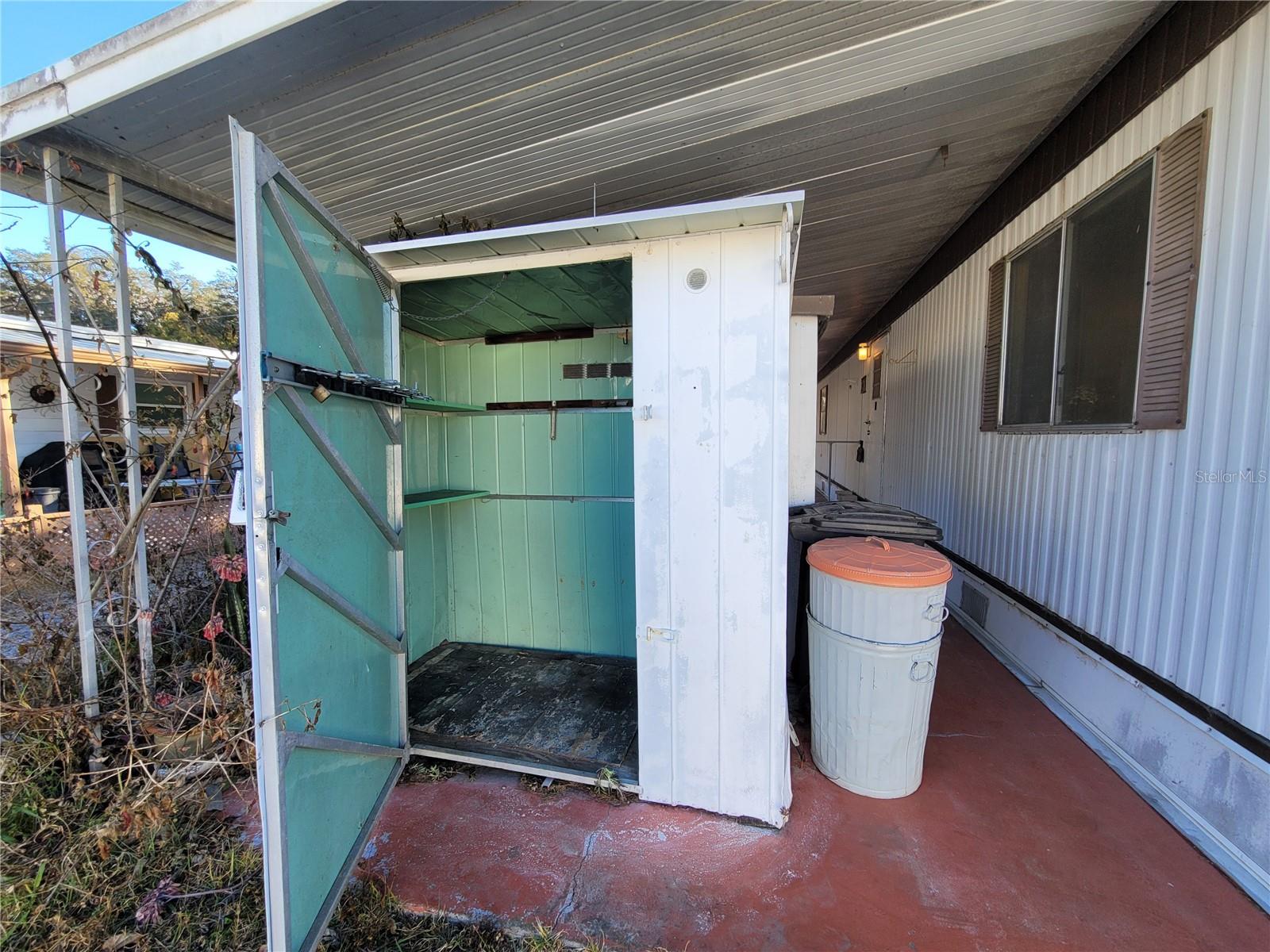 5021 HILL DR — photo 30
