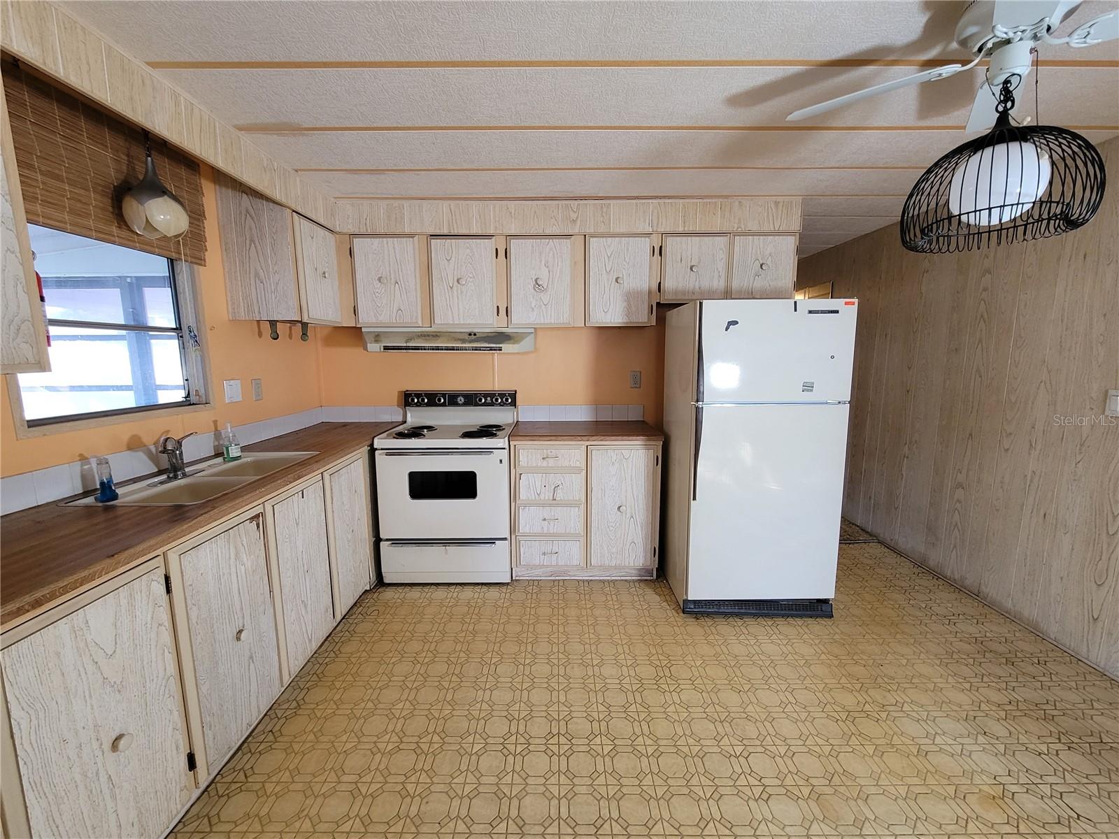 5021 HILL DR — photo 16