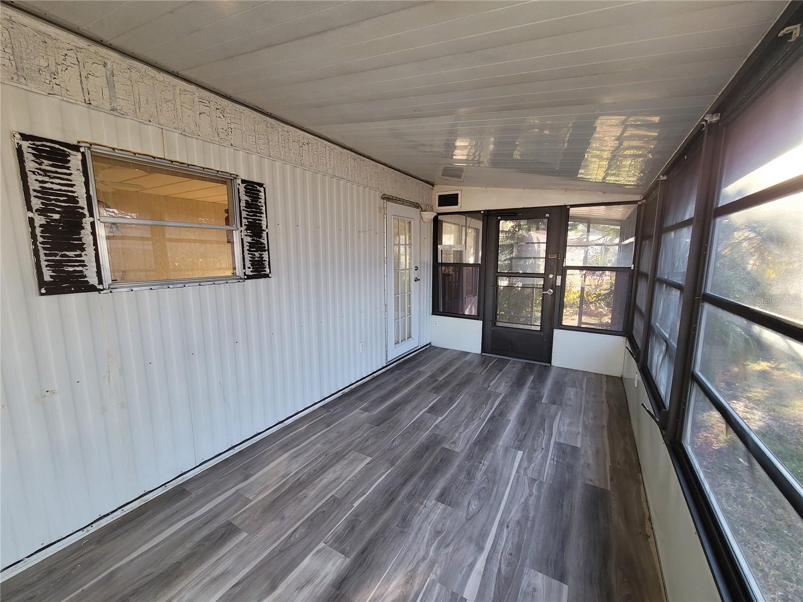 5021 HILL DR — photo 22
