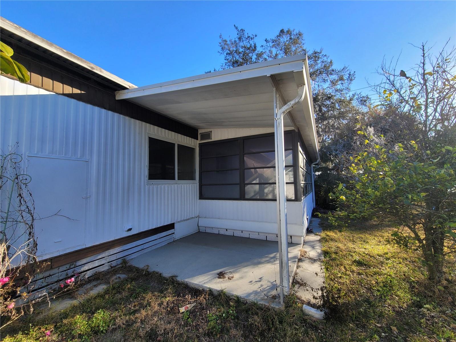 5021 HILL DR — photo 27